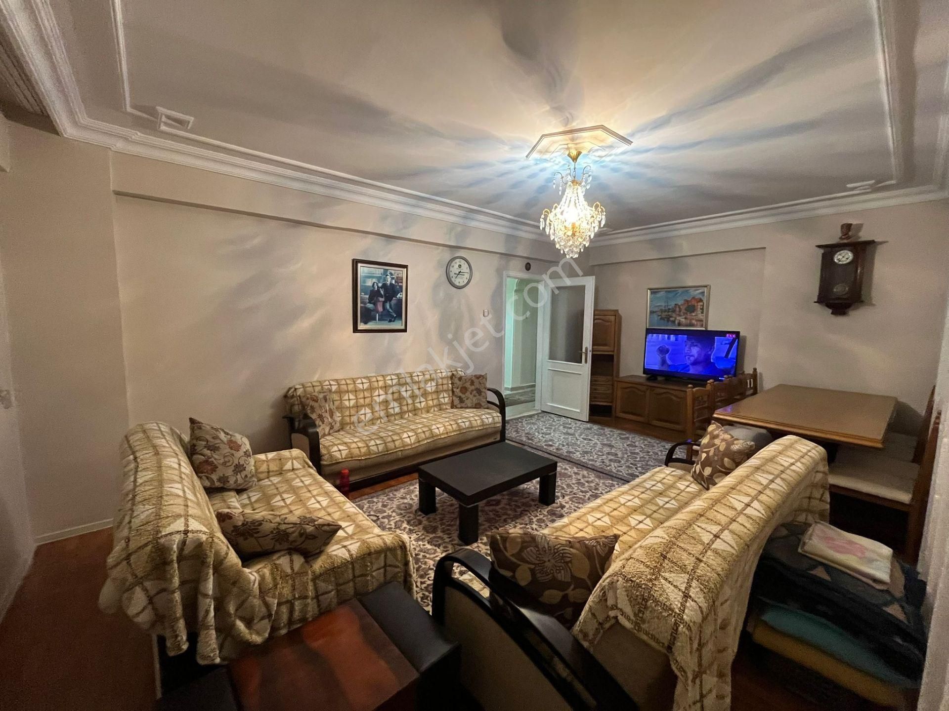 T.kartal'dan Çamlıca Mh Tombakzade Cd Yakını Şehir Manzaralı 3+1 - Görsel 4