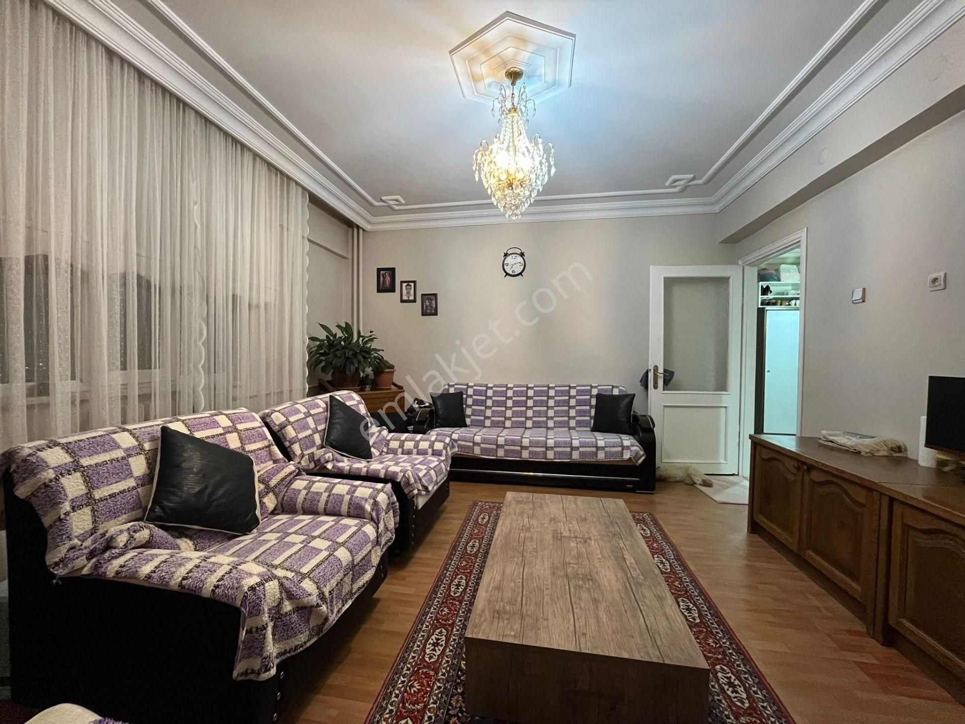 T.kartal'dan Çamlıca Mh Tombakzade Cd Yakını Şehir Manzaralı 3+1 - Görsel 13