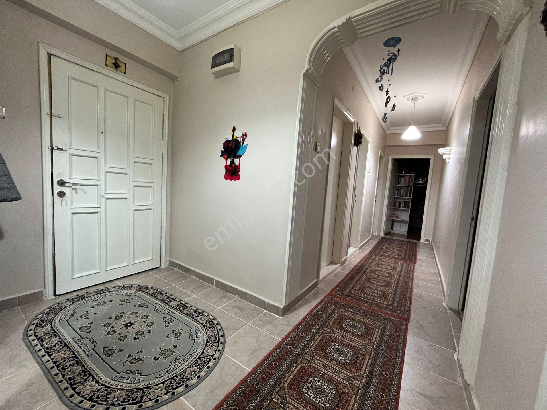 T.kartal'dan Çamlıca Mh Tombakzade Cd Yakını Şehir Manzaralı 3+1 - Görsel 25