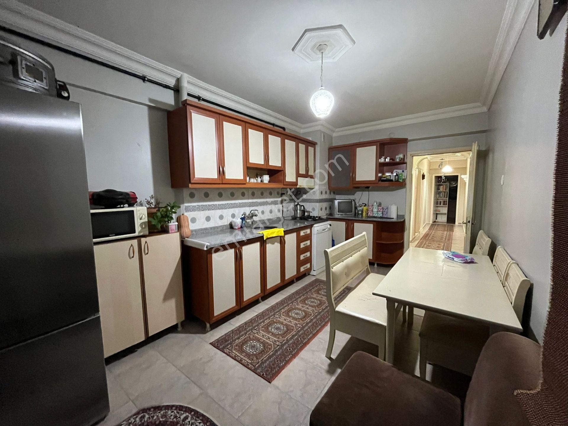 T.kartal'dan Çamlıca Mh Tombakzade Cd Yakını Şehir Manzaralı 3+1 - Görsel 16