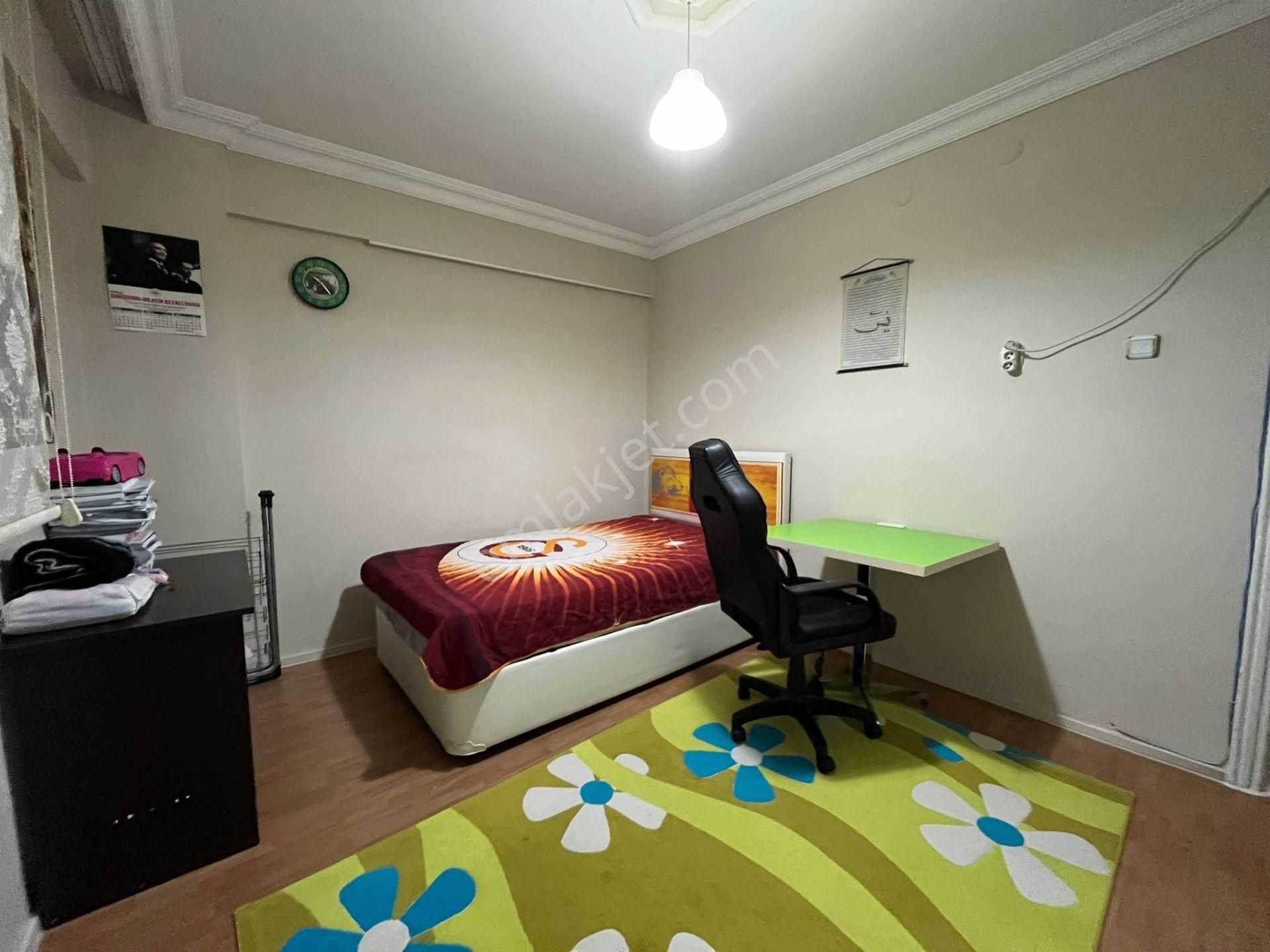 T.kartal'dan Çamlıca Mh Tombakzade Cd Yakını Şehir Manzaralı 3+1 - Görsel 5