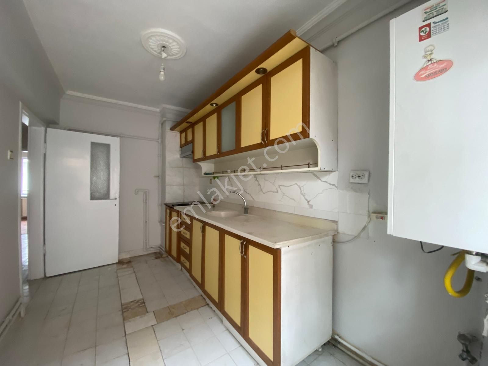 Koza Emlak'tan İstasyon Mahalesinde Ara Katta 3+1 Ön Cephe Çift Balkonlu Uygun Fiyata Satılık Daire - Görsel 9