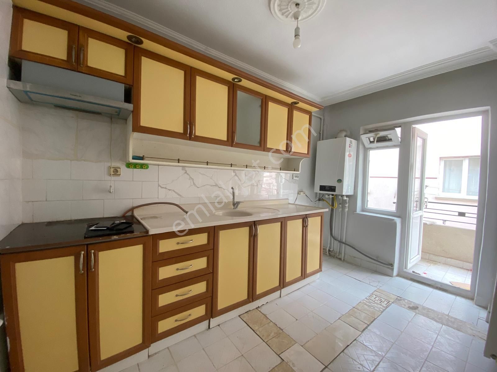 Koza Emlak'tan İstasyon Mahalesinde Ara Katta 3+1 Ön Cephe Çift Balkonlu Uygun Fiyata Satılık Daire - Görsel 6