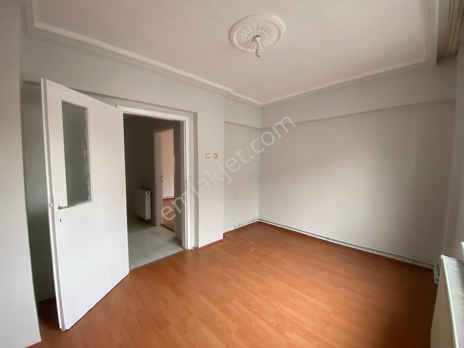 Koza Emlak'tan İstasyon Mahalesinde Ara Katta 3+1 Ön Cephe Çift Balkonlu Uygun Fiyata Satılık Daire - Görsel 24