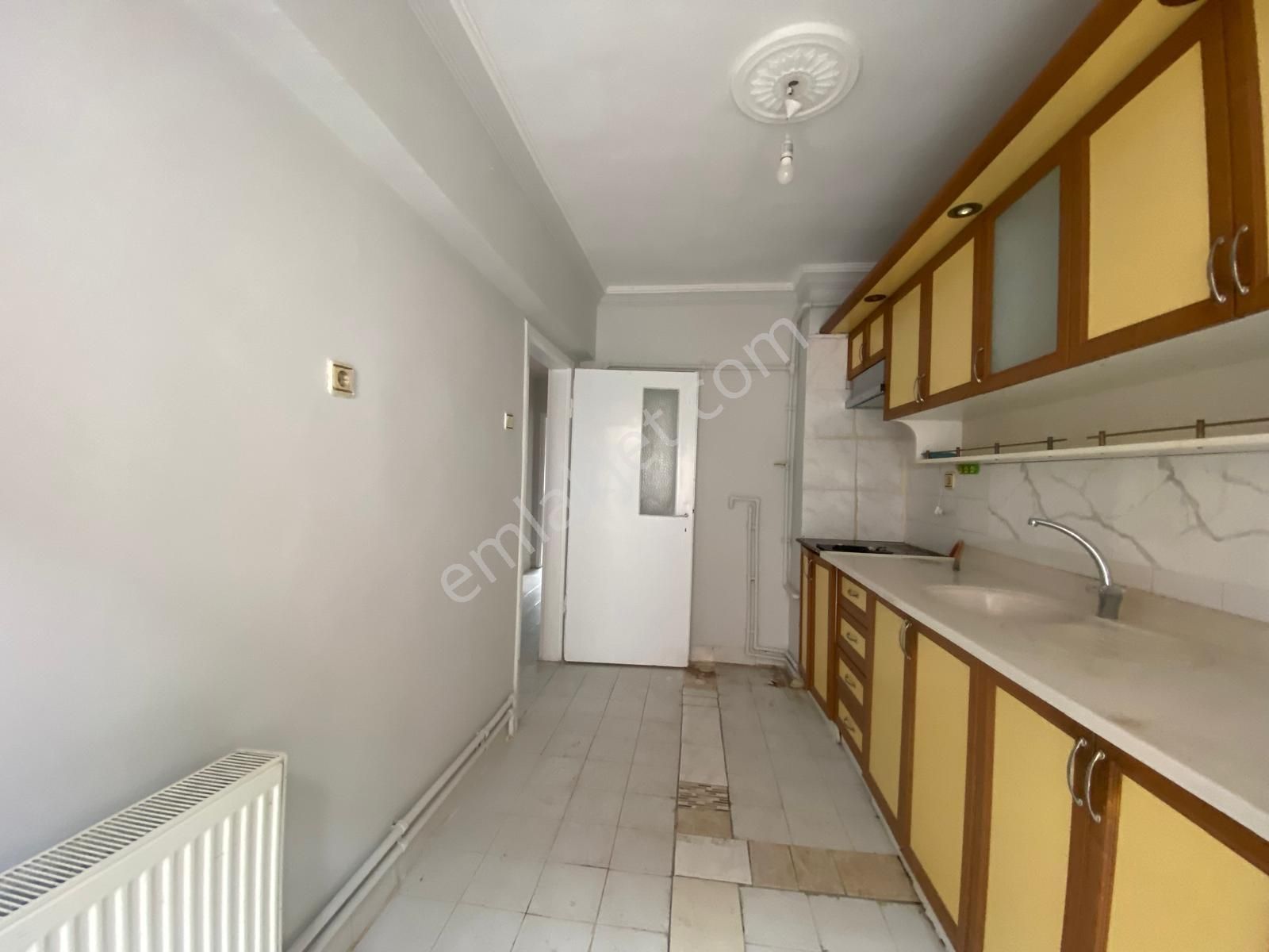 Koza Emlak'tan İstasyon Mahalesinde Ara Katta 3+1 Ön Cephe Çift Balkonlu Uygun Fiyata Satılık Daire - Görsel 7