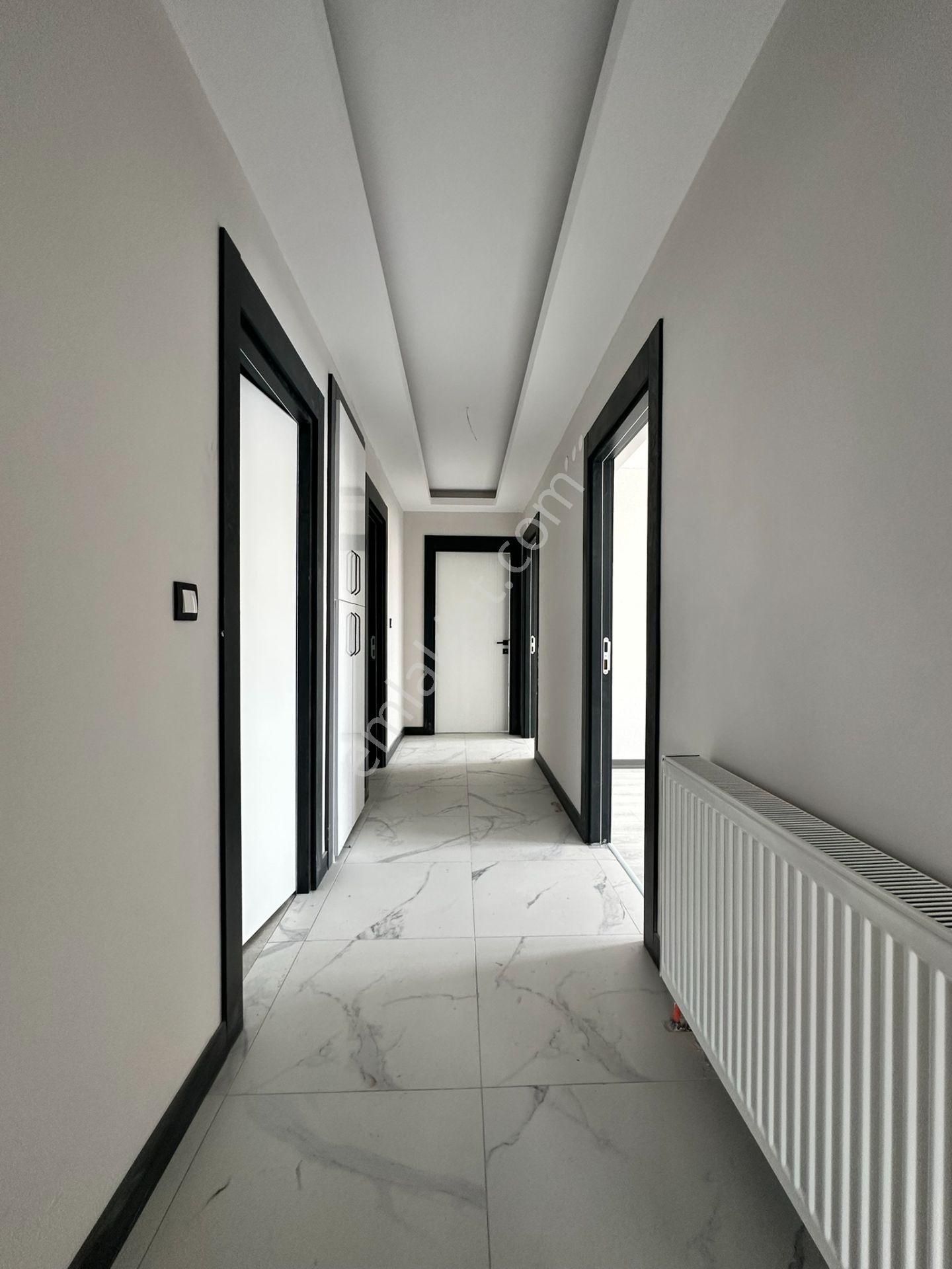 Pursaklar Mehmet Zengin Emlak'tan Asansörlü Sıfır Oturuma Hazır 3.kat 3+1 Yapılı Masrafsız Daire - Görsel 23