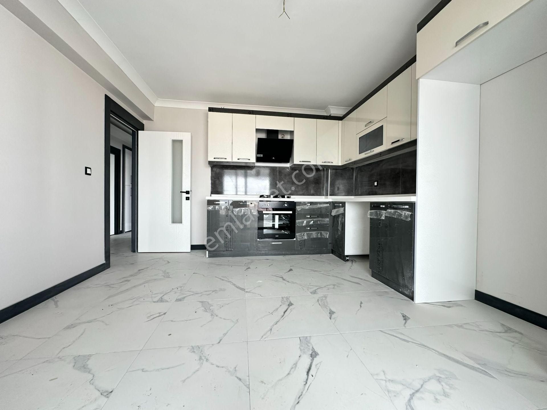 Pursaklar Mehmet Zengin Emlak'tan Asansörlü Sıfır Oturuma Hazır 3.kat 3+1 Yapılı Masrafsız Daire