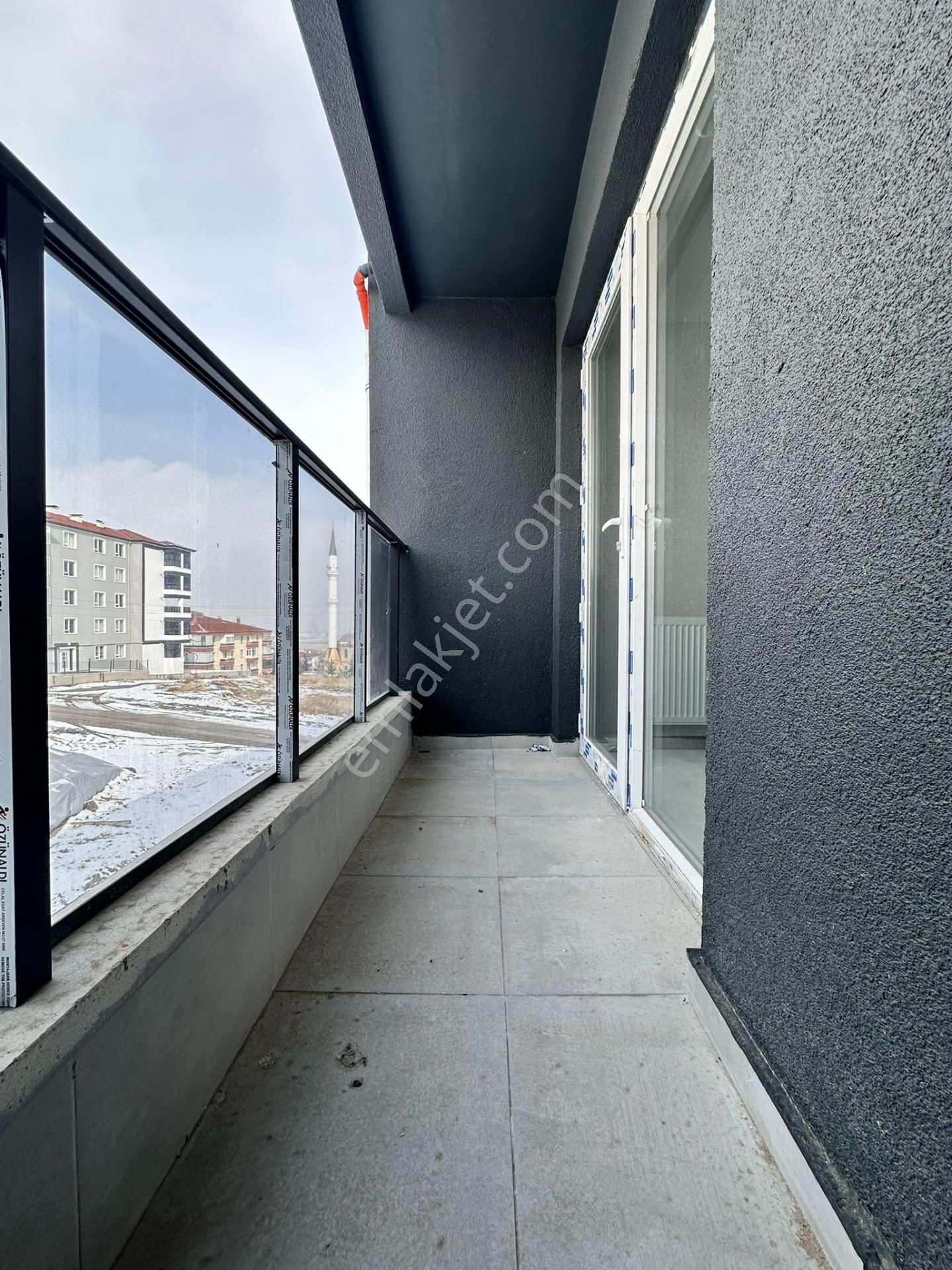 Pursaklar Mehmet Zengin Emlak'tan Asansörlü Sıfır Oturuma Hazır 3.kat 3+1 Yapılı Masrafsız Daire - Görsel 31