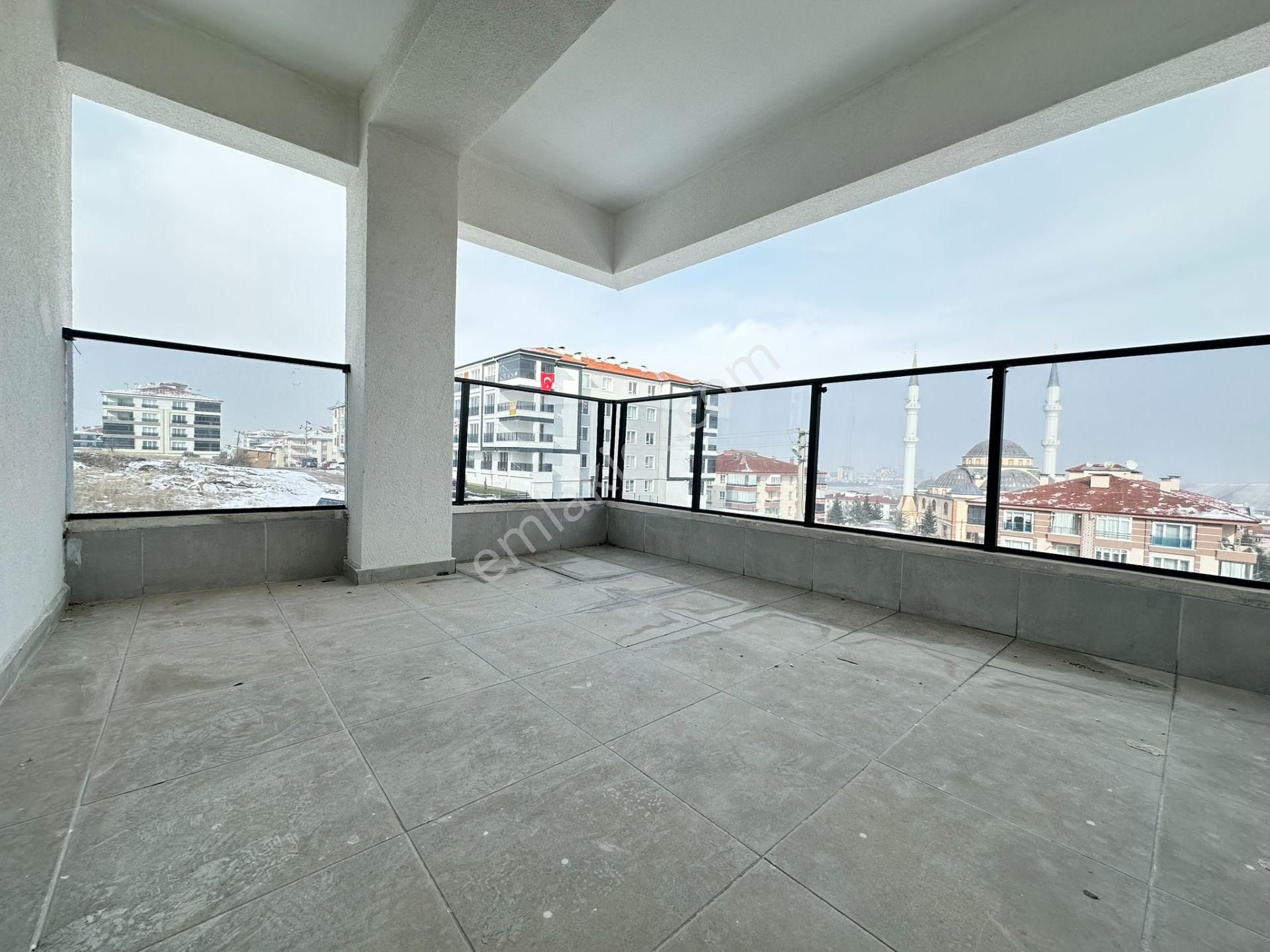 Pursaklar Mehmet Zengin Emlak'tan Asansörlü Sıfır Oturuma Hazır 3.kat 3+1 Yapılı Masrafsız Daire - Görsel 27