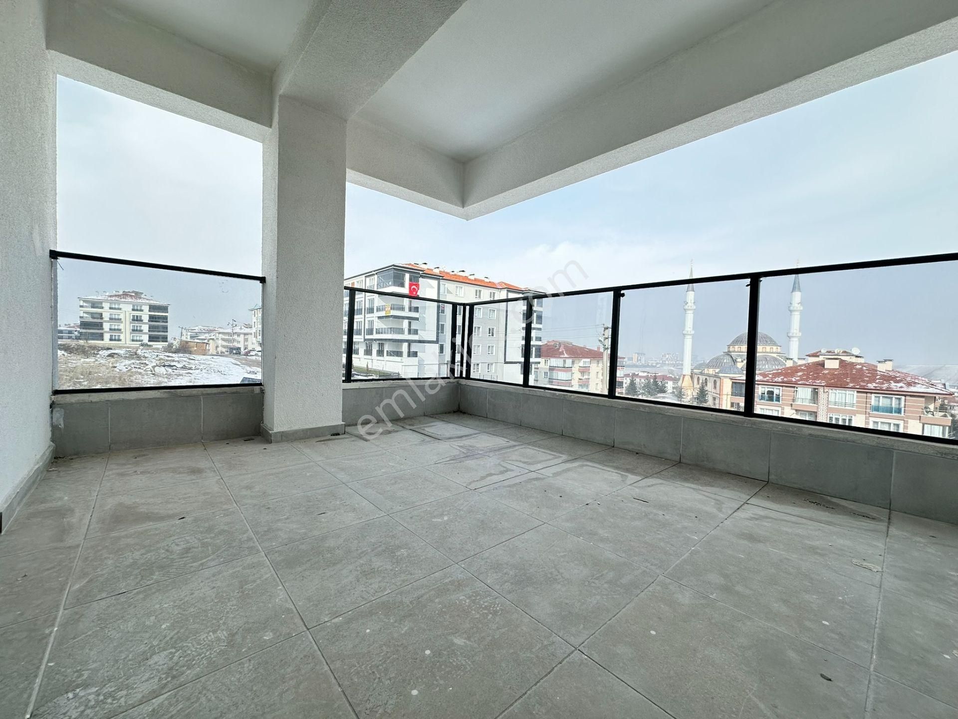 Pursaklar Mehmet Zengin Emlak'tan Asansörlü Sıfır Oturuma Hazır 3.kat 3+1 Yapılı Masrafsız Daire - Görsel 29