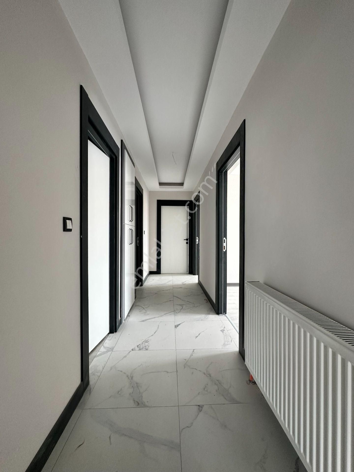 Pursaklar Mehmet Zengin Emlak'tan Asansörlü Sıfır Oturuma Hazır 3.kat 3+1 Yapılı Masrafsız Daire - Görsel 24