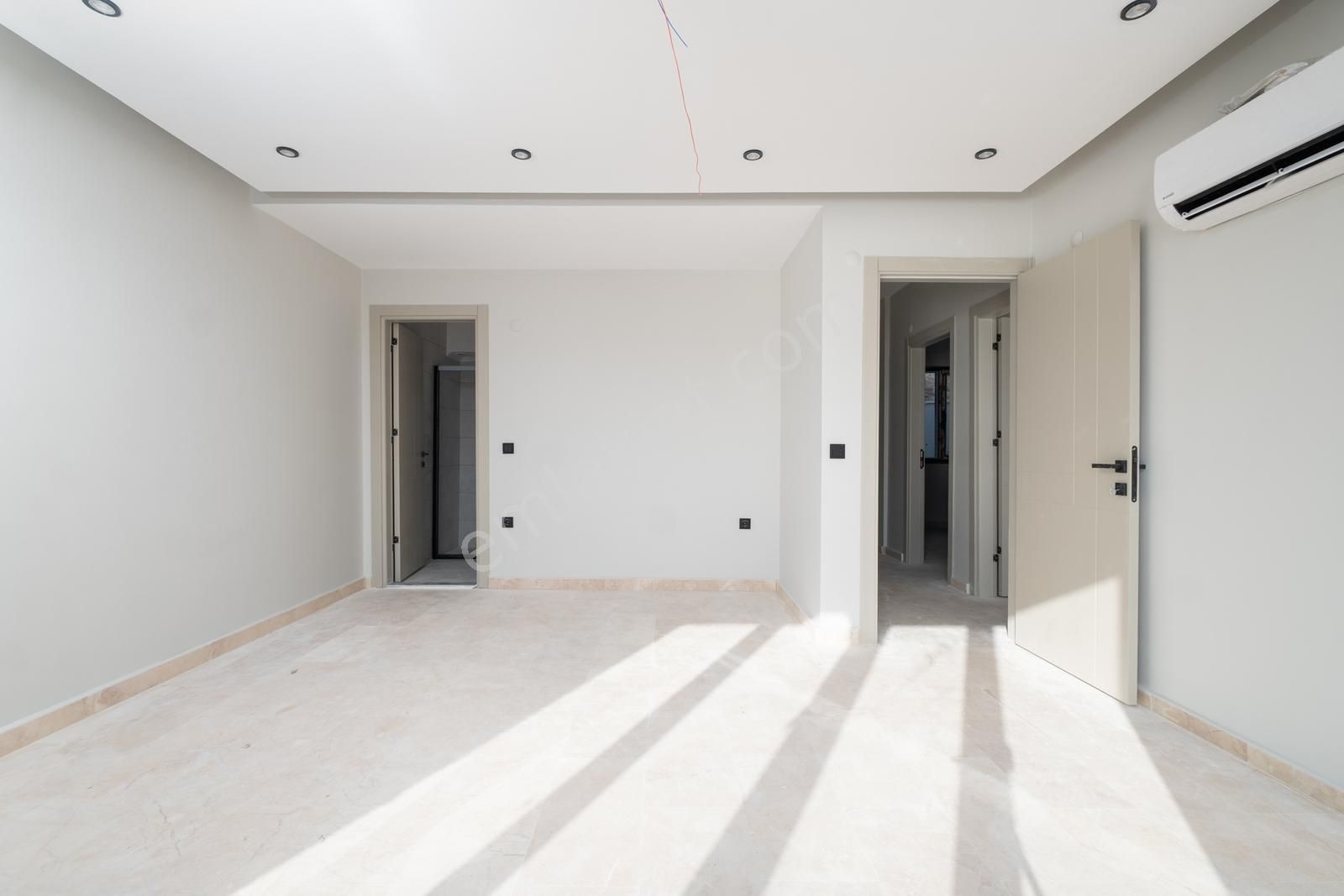 Gemlik Manastırda Özel Yapım 4+1 Müstakil Havuzlu İkiz Villa - Görsel 6