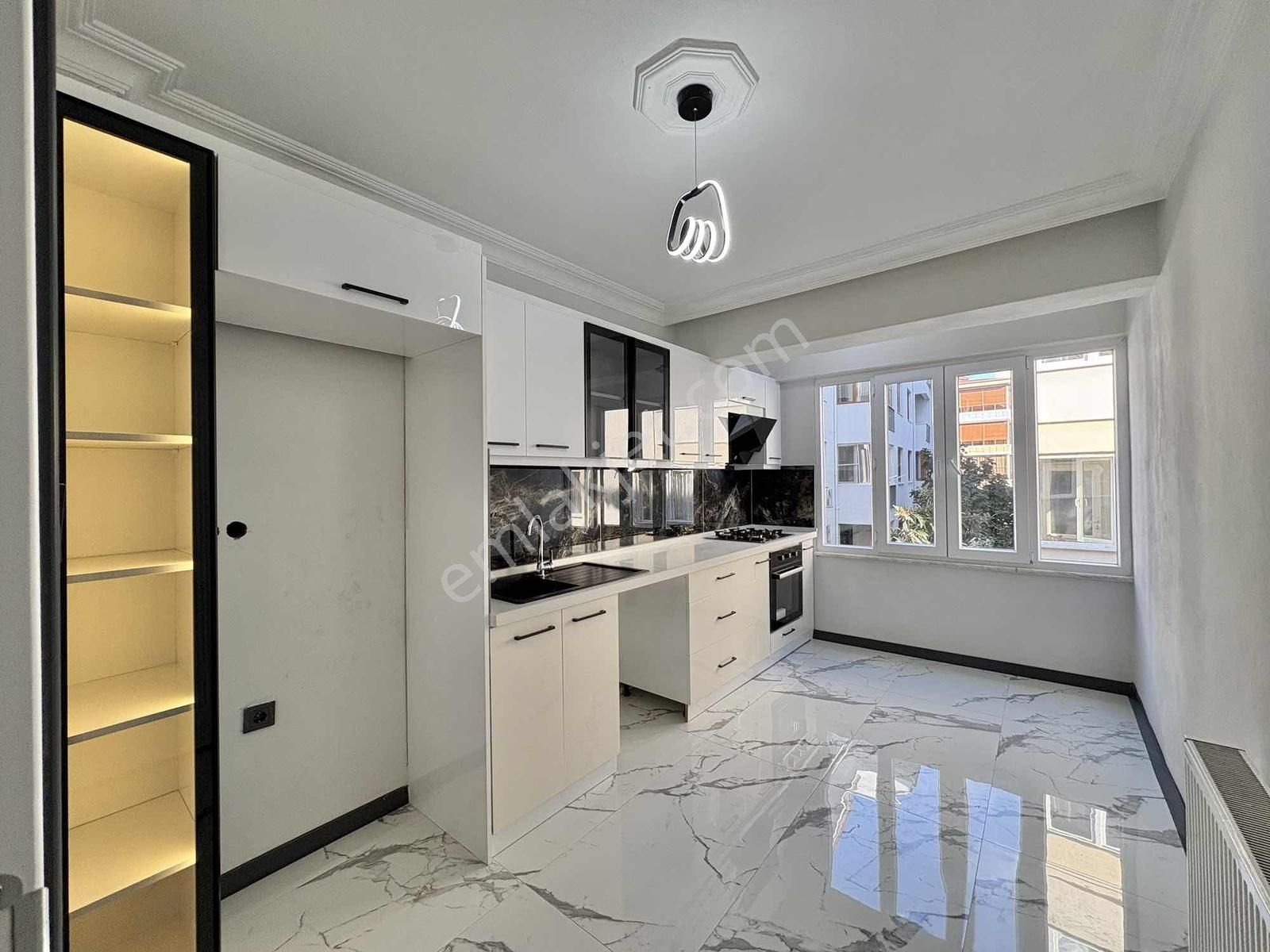 Onur Yıldırımdan Akçayda Ultra Lüx 2+1 Ön Cephe Satılık Daire