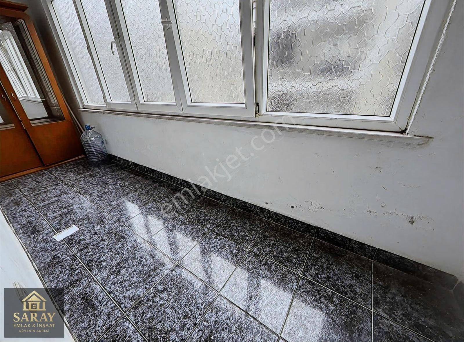 Saray Emlaktan Merkezde Satılık 2-1 100 M2 Ara Kat Daire - Görsel 12