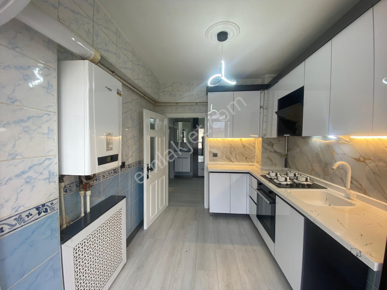 Koza Emlak'tan Pınarbaşı Mahalesinde Ara Katta Full Yapılı Asansörlü 3+1 Satılık Daire - Görsel 4