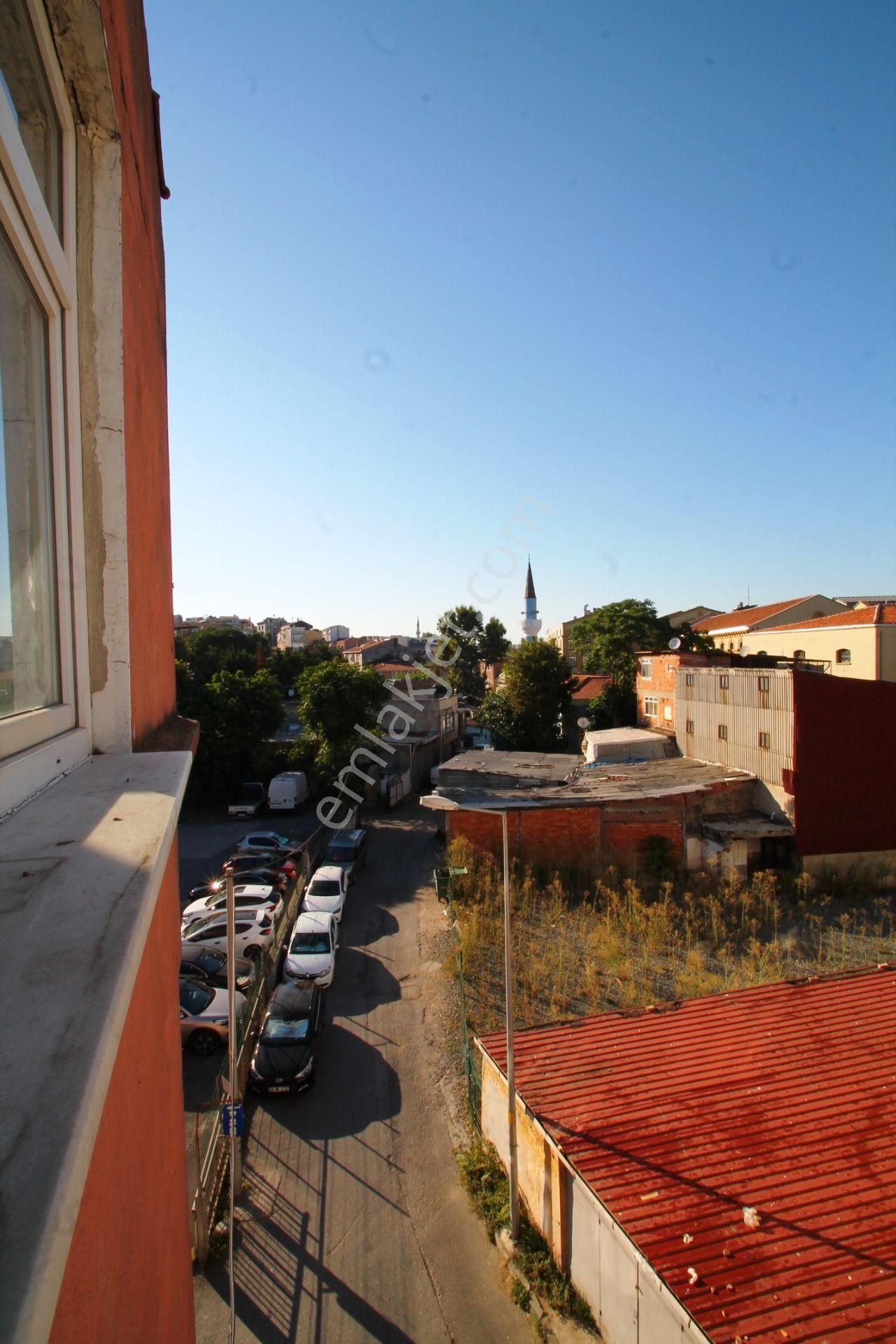 Cibali Metro Yakın 4 Daire 1 Dükkanlı 4 Katlı 250m2 Satılık Bina - Görsel 15