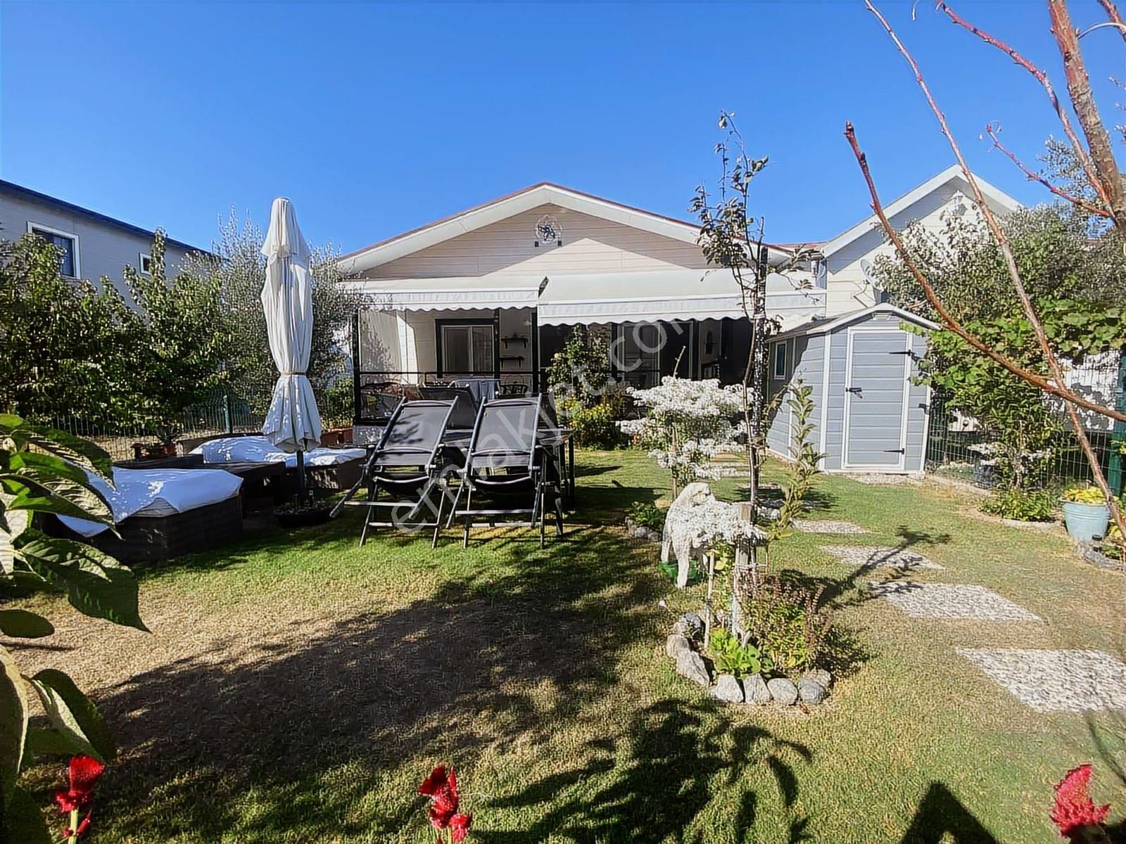 Sığacık Kale İçine Yürüme Mesafesinde Bahçeli 2+1 - Görsel 4