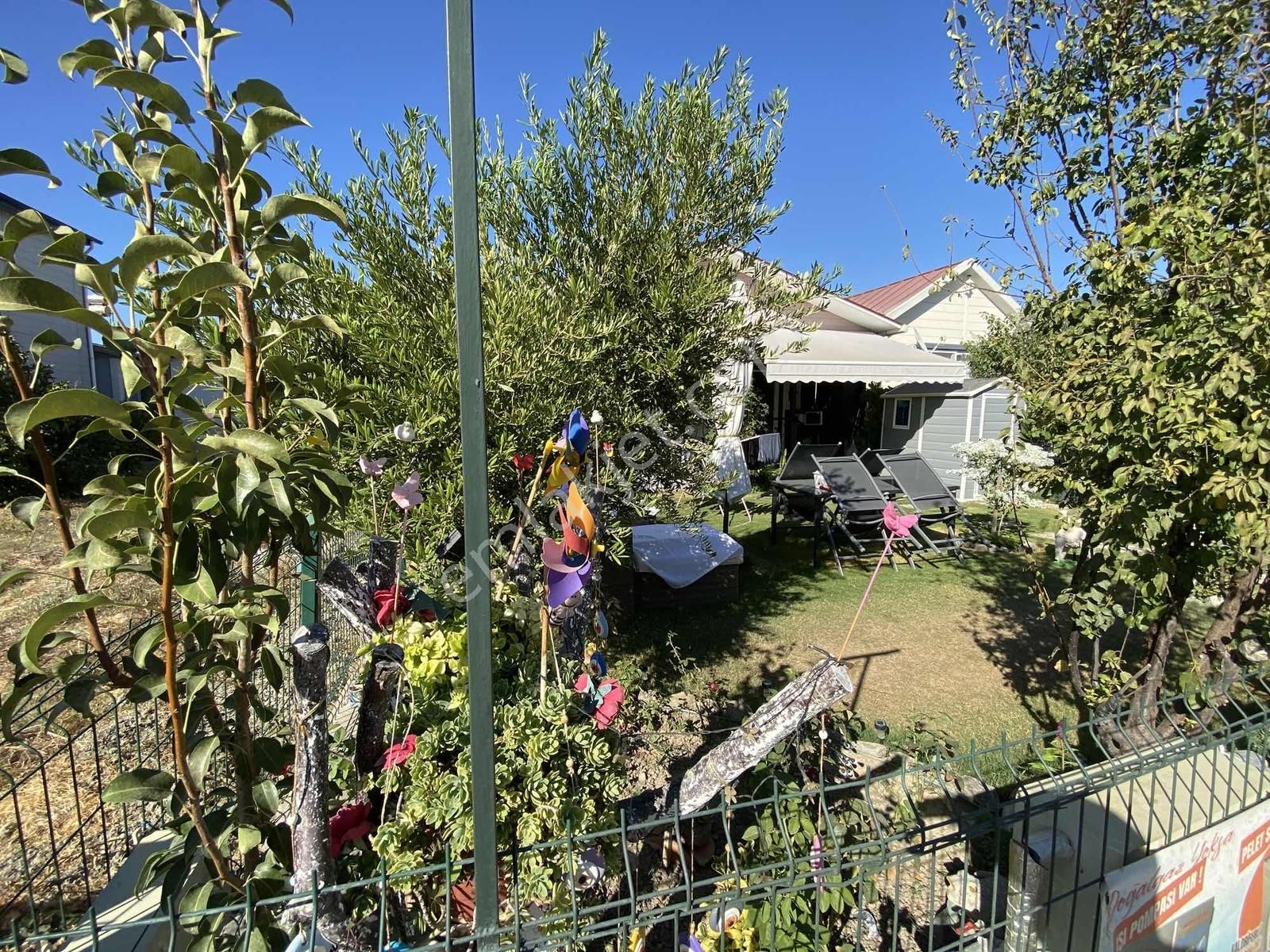 Sığacık Kale İçine Yürüme Mesafesinde Bahçeli 2+1 - Görsel 3