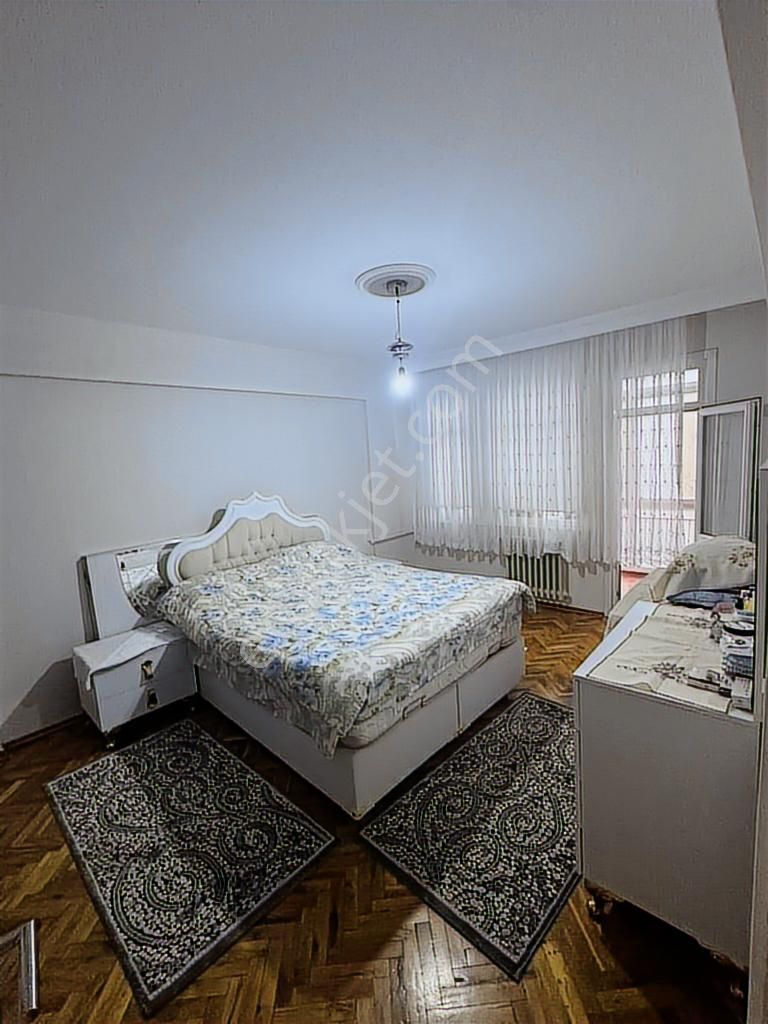 Marmaraya Komşu, Cadde Üstü, Asansörlü, Kiracılı, Ara Kat 2+1 - Görsel 3
