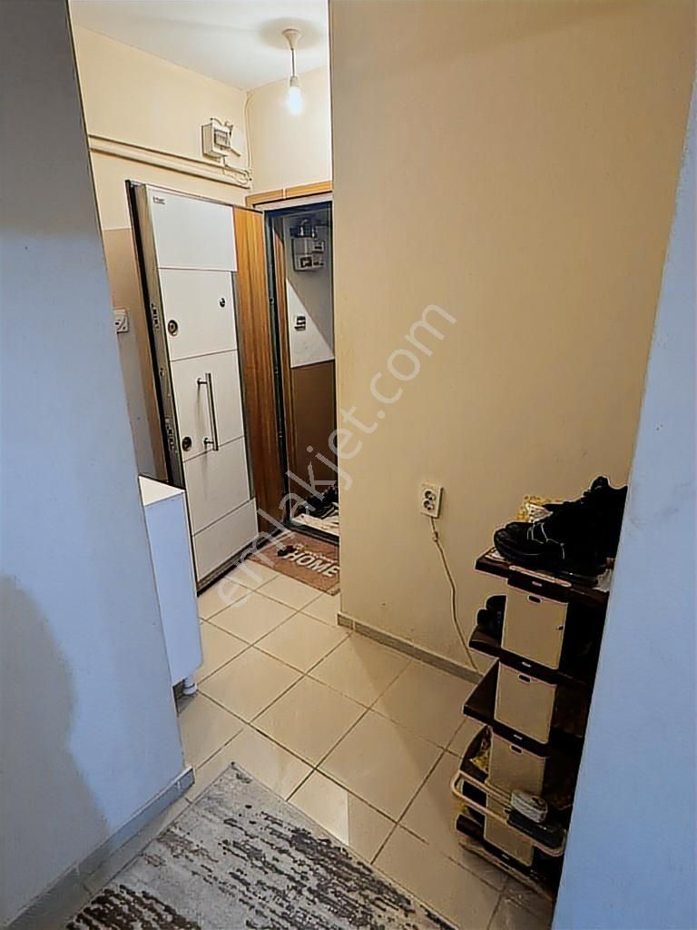 Marmaraya Komşu, Cadde Üstü, Asansörlü, Kiracılı, Ara Kat 2+1 - Görsel 9