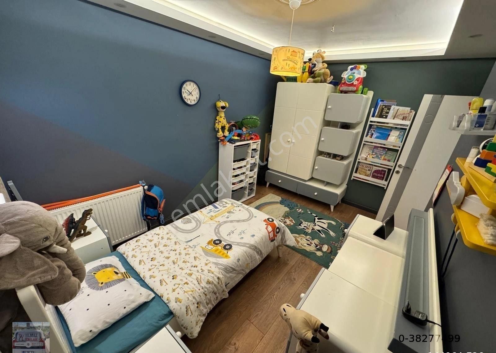 Cadde Üzerinde Asansörlü 3+1 Geniş M2'li Full+full 7 Yllık Daire - Görsel 5