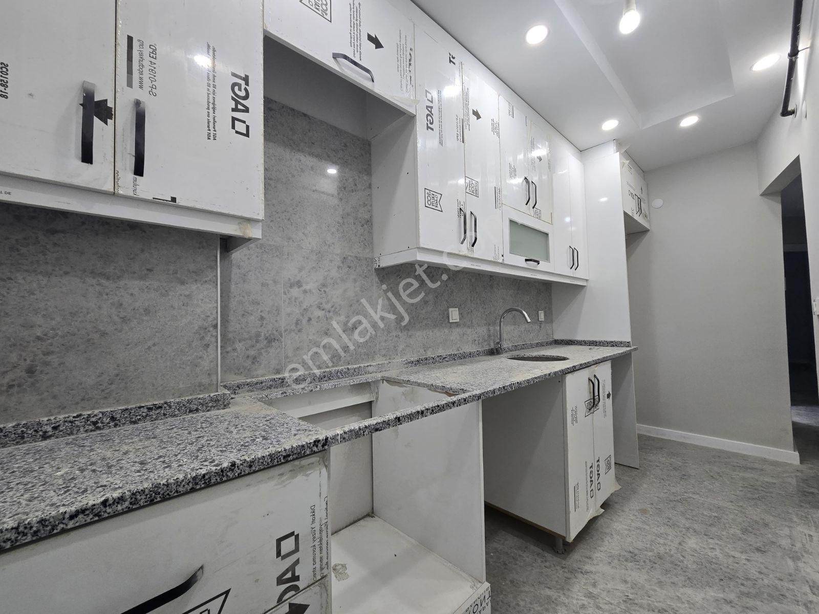 Mimar Emlak'dan Satılık 2+1 80m² Sıfır Yapı Lux 1.kat Güney C. - Görsel 2