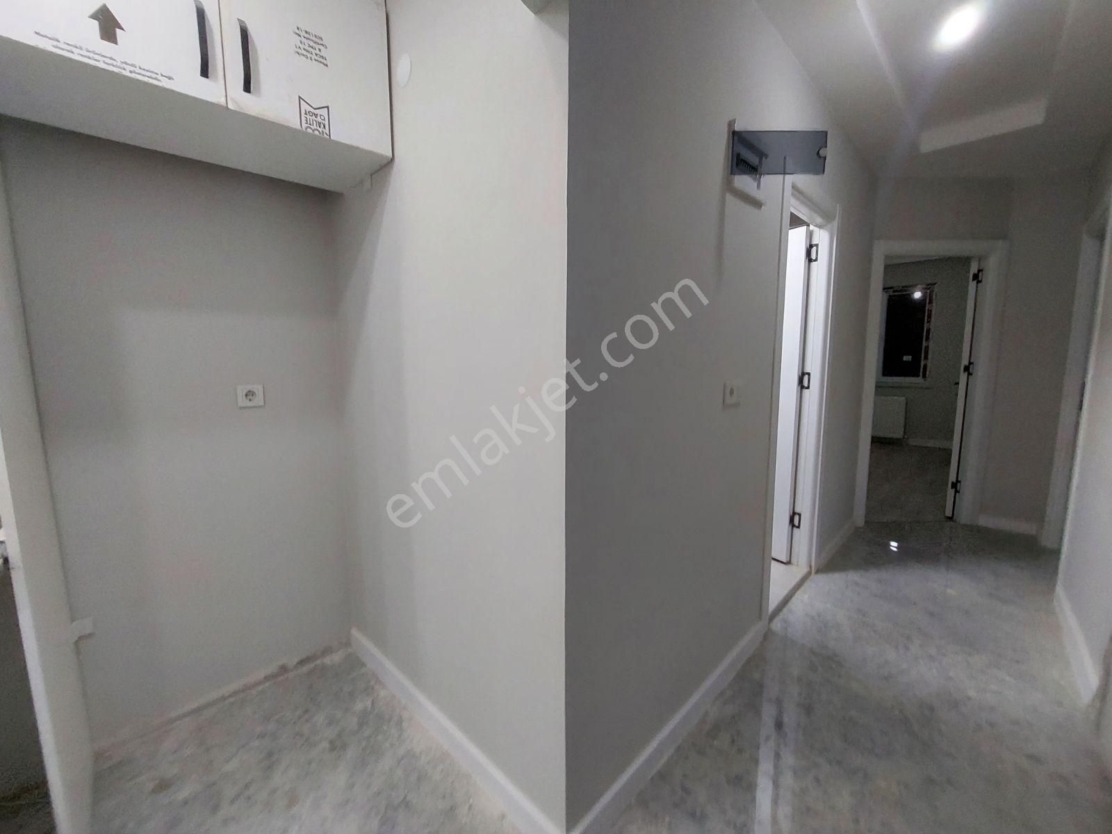 Mimar Emlak'dan Satılık 2+1 80m² Sıfır Yapı Lux 1.kat Güney C. - Görsel 14