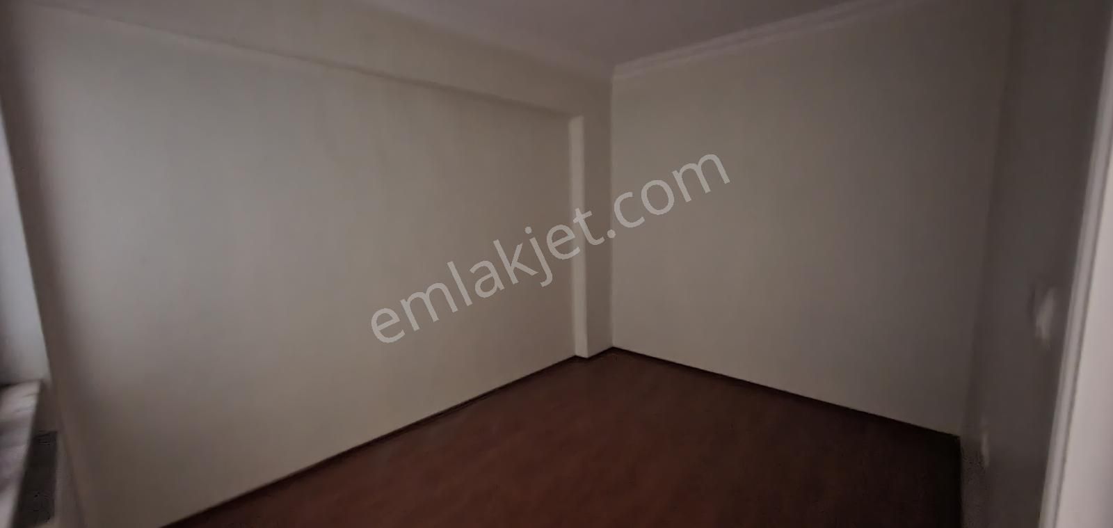 Bahçelievler Mah. Caddeye Yakın Kiralık 3+1 Balkonlu, Ara Kat - Görsel 20