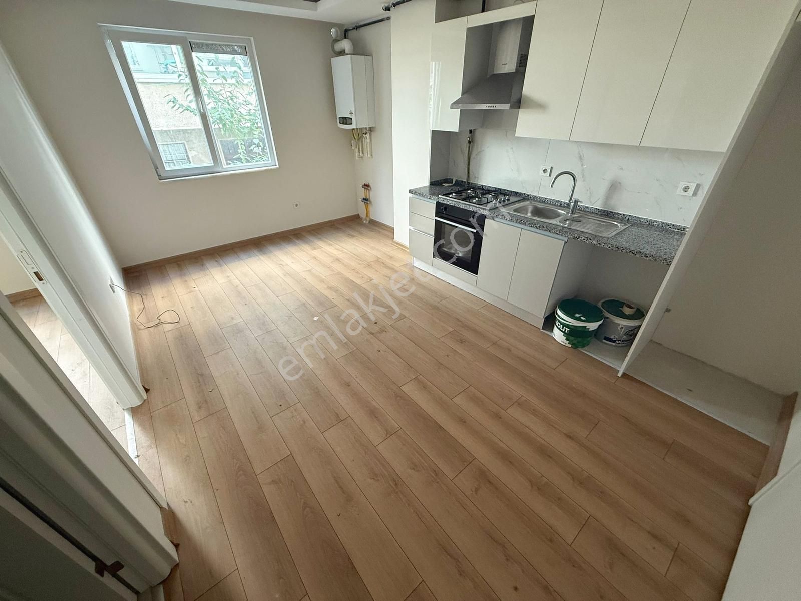 █ Konfor █ Küçükyalı Marmaraya Yakın Ara Katta 1 Yıllık Lüks 1+1 - Görsel 4