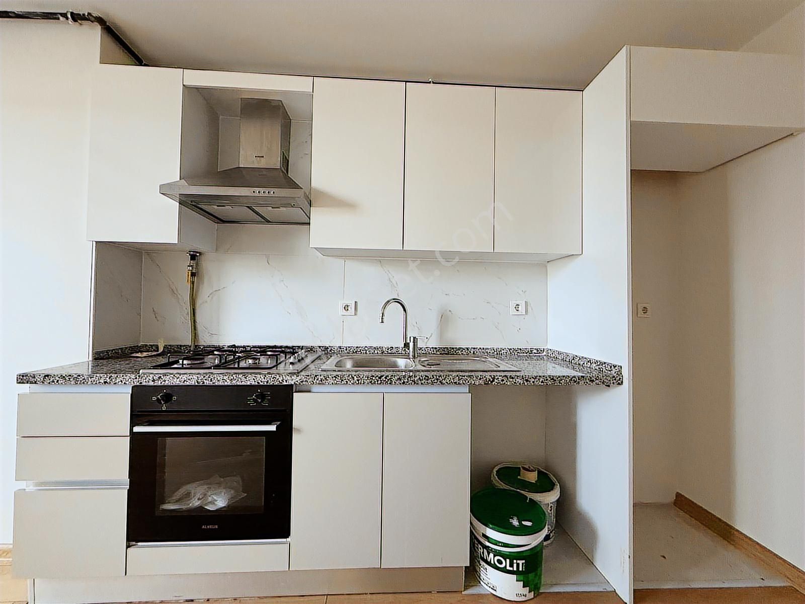 █ Konfor █ Küçükyalı Marmaraya Yakın Ara Katta 1 Yıllık Lüks 1+1 - Görsel 32