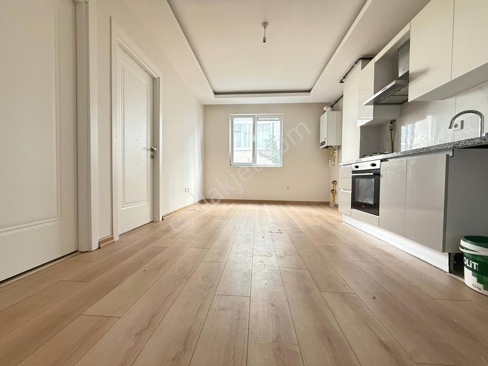 █ Konfor █ Küçükyalı Marmaraya Yakın Ara Katta 1 Yıllık Lüks 1+1