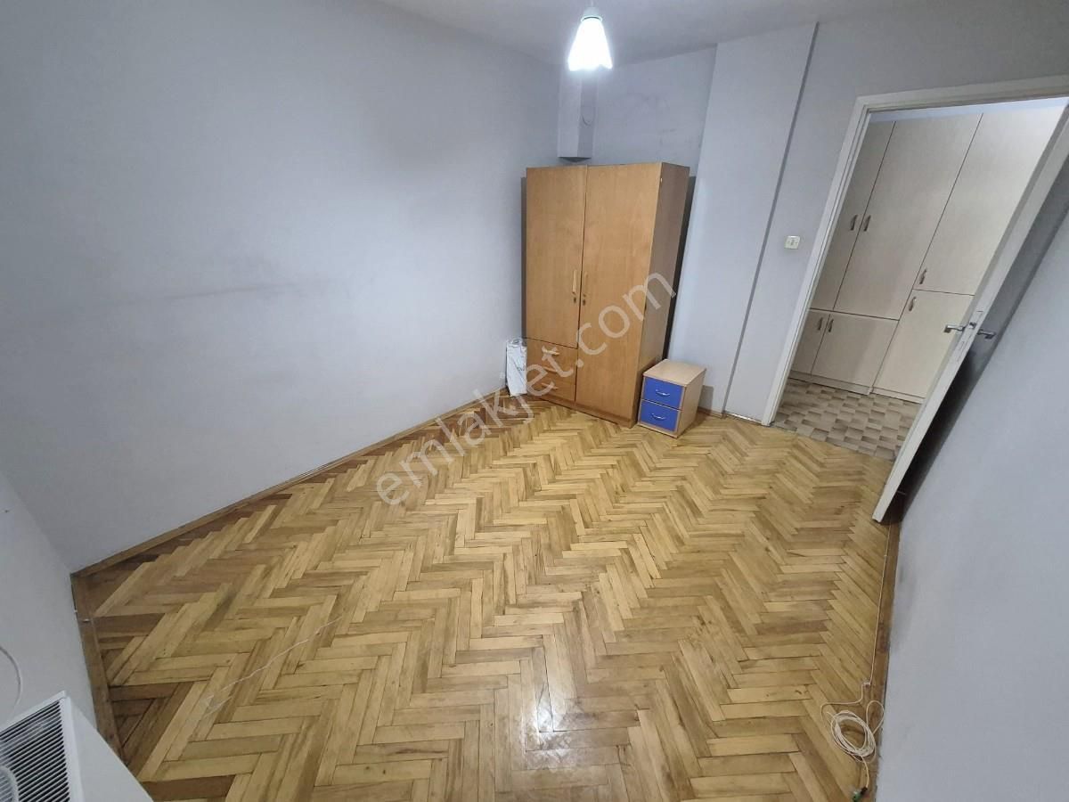 Karşıyaka Dedebaşı Mahallesinde, Ara Kat, Doğalgazlı 3+1 Daire - Görsel 12