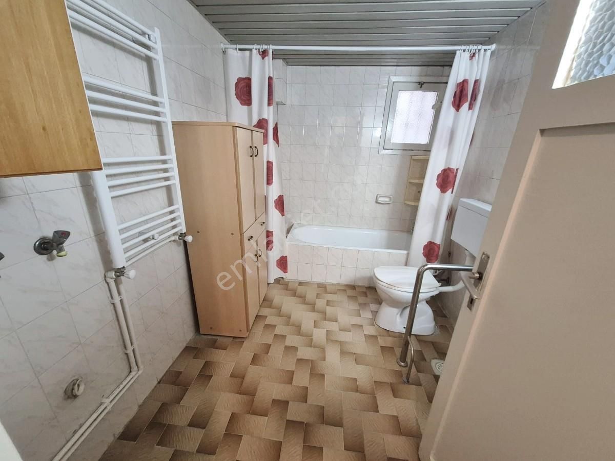 Karşıyaka Dedebaşı Mahallesinde, Ara Kat, Doğalgazlı 3+1 Daire - Görsel 17
