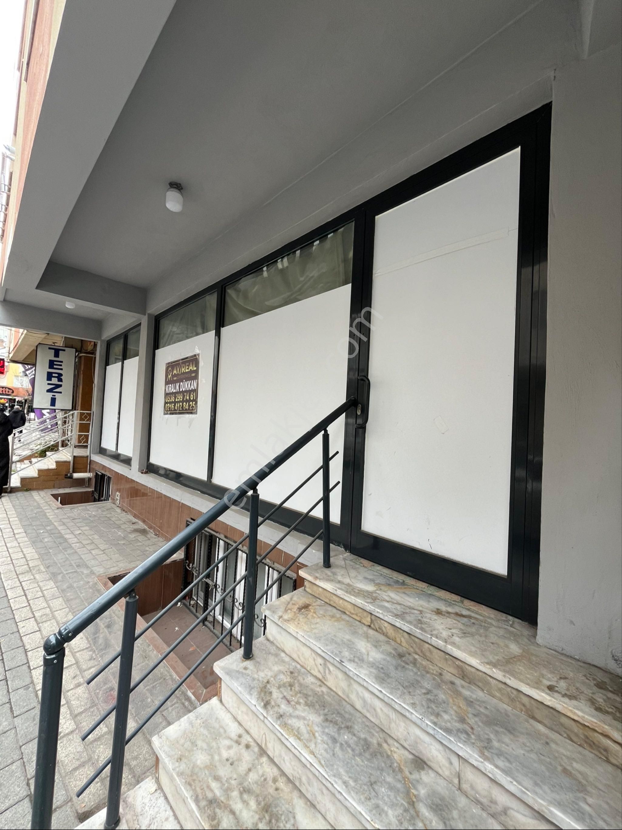 Ay Real'den Cumhuriyet Mahallesinde Durak Önünde 42 M2 Kiralık Dükkan İşyeri Ofis - Görsel 24