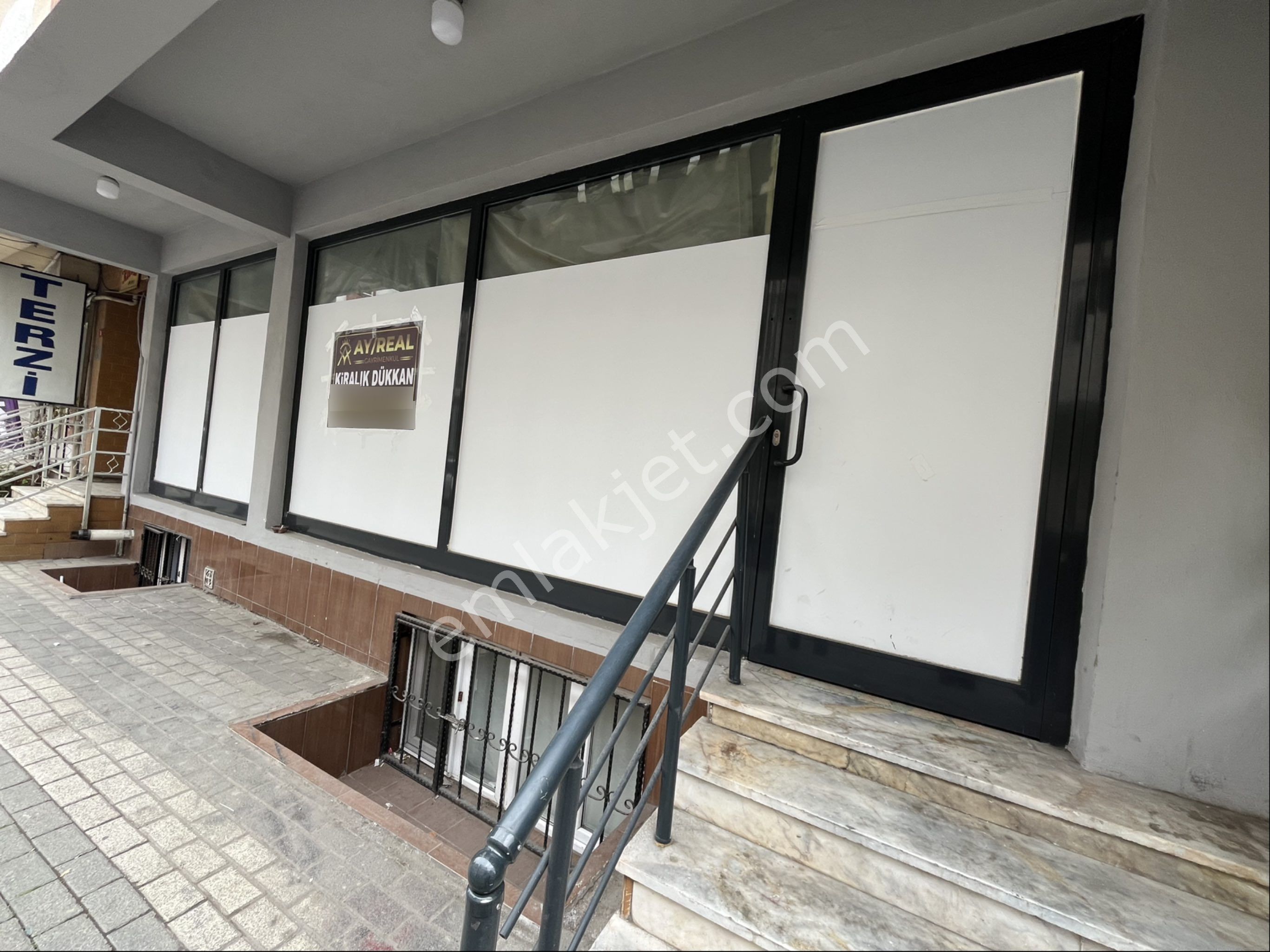 Ay Real'den Cumhuriyet Mahallesinde Durak Önünde 42 M2 Kiralık Dükkan İşyeri Ofis - Görsel 4