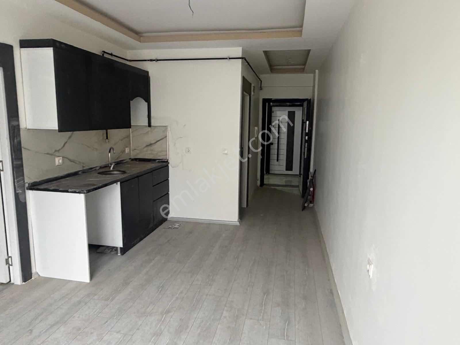 Salih Kaya Plaza 1+1 Kiralık Büro Cadde Cepheli - Görsel 3