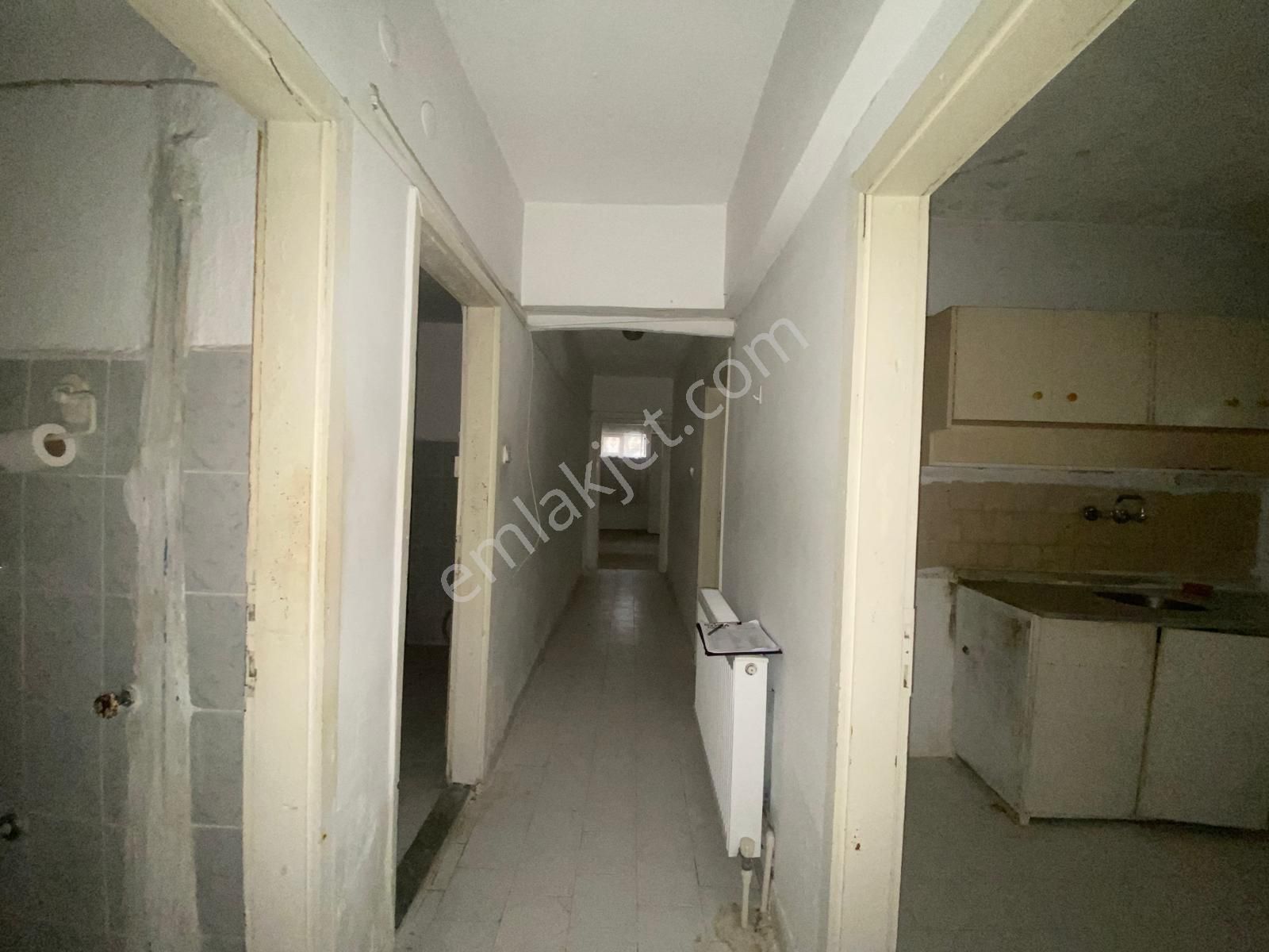 !!! Bu Fiyata Daire Kalmadı !!! Koza Emlak'tan Mareşal Çakmak Mahalesinde 2+1 Bağımsız Daireee - Görsel 30