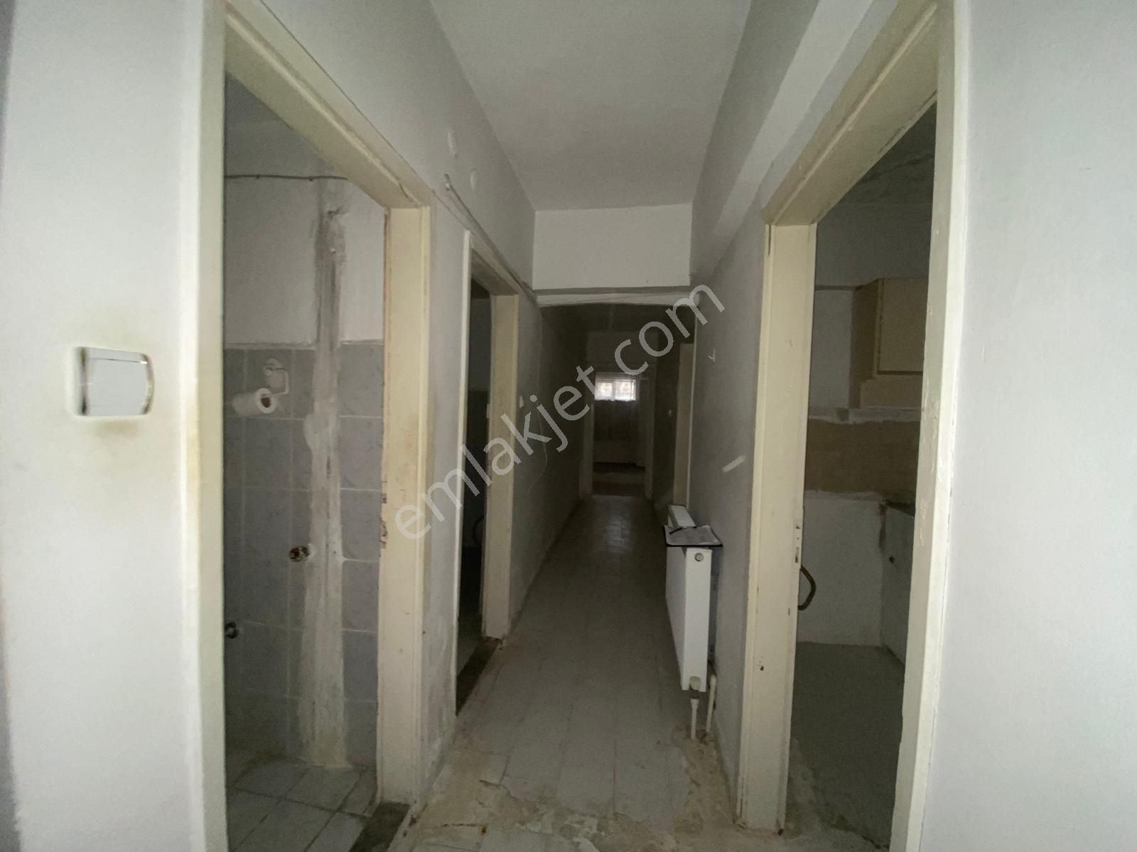 !!! Bu Fiyata Daire Kalmadı !!! Koza Emlak'tan Mareşal Çakmak Mahalesinde 2+1 Bağımsız Daireee - Görsel 29