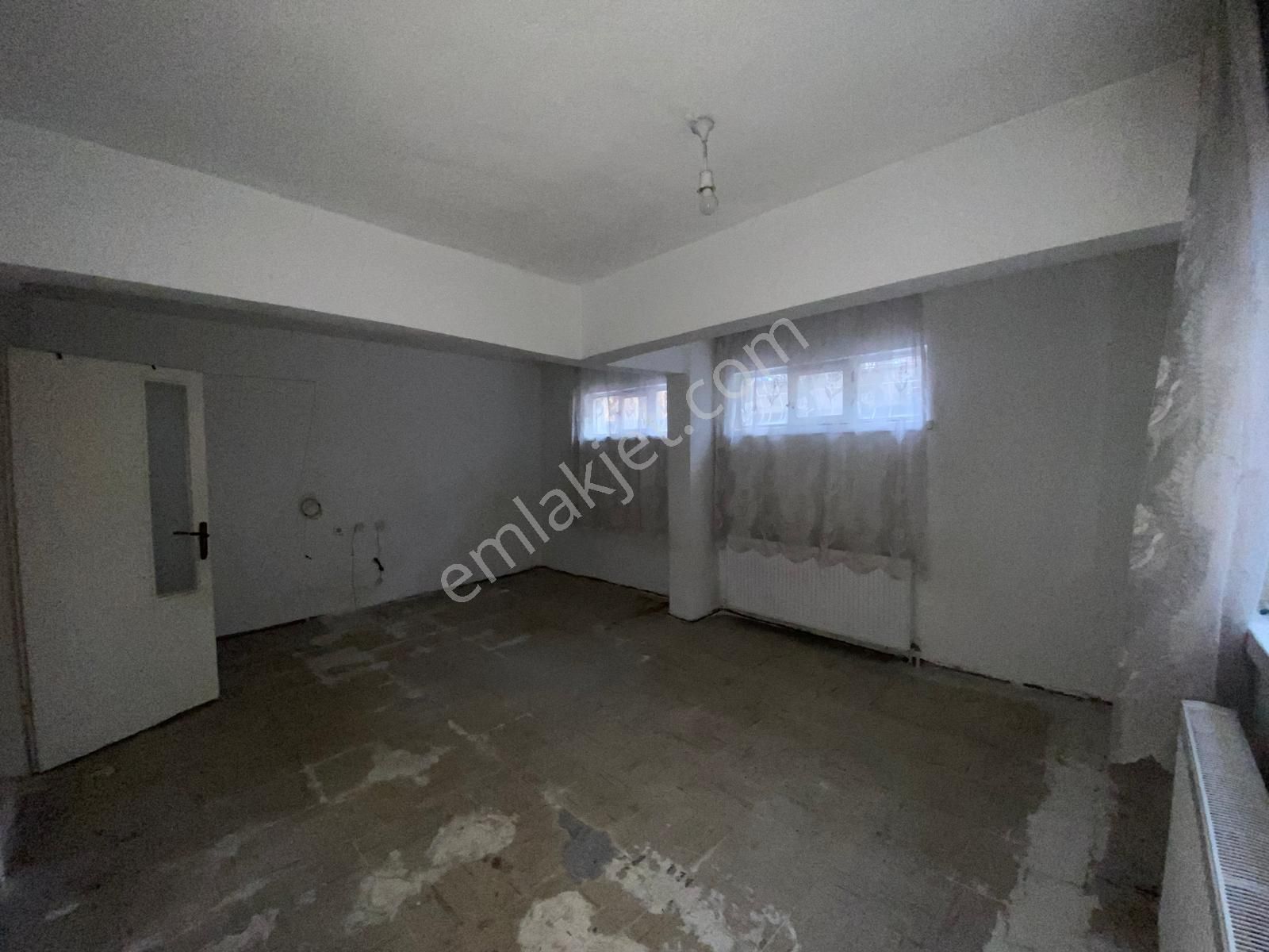 !!! Bu Fiyata Daire Kalmadı !!! Koza Emlak'tan Mareşal Çakmak Mahalesinde 2+1 Bağımsız Daireee - Görsel 9