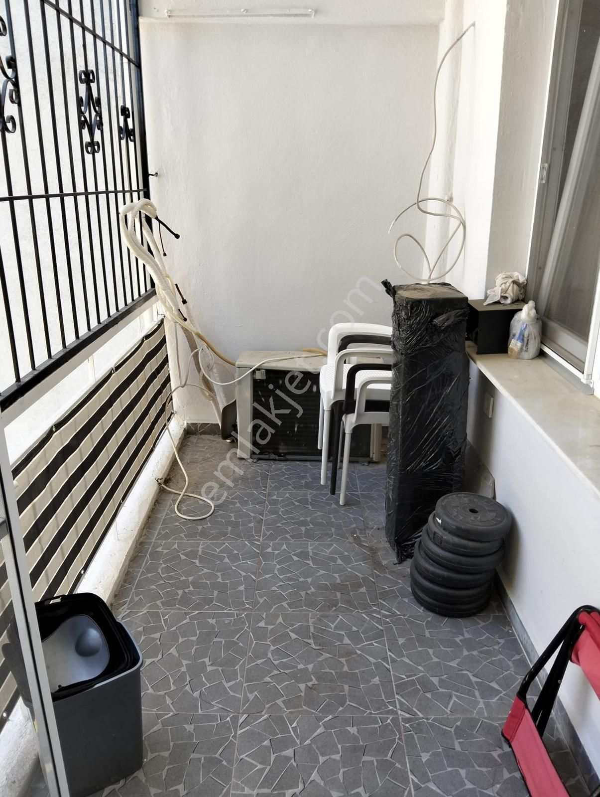 Göztepe Metro Yakını Doğalgazlı Eşyalı 3+1 Çok Bakımlı Arakat - Görsel 8