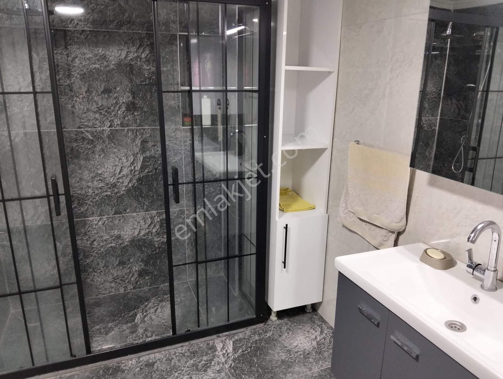Göztepe Metro Yakını Doğalgazlı Eşyalı 3+1 Çok Bakımlı Arakat - Görsel 20