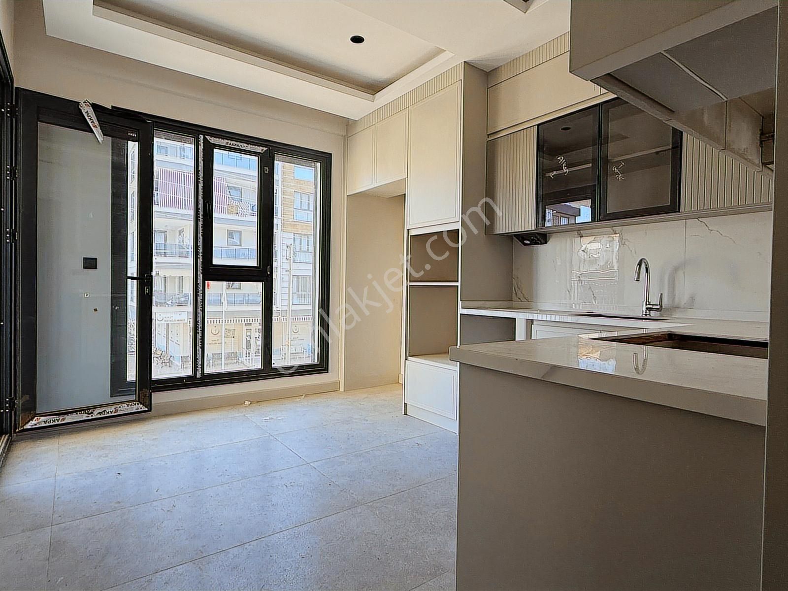 Binyapı'dan Adalette 2+1 Köşe Cepheli Sıfır Lüks Daire - Görsel 12