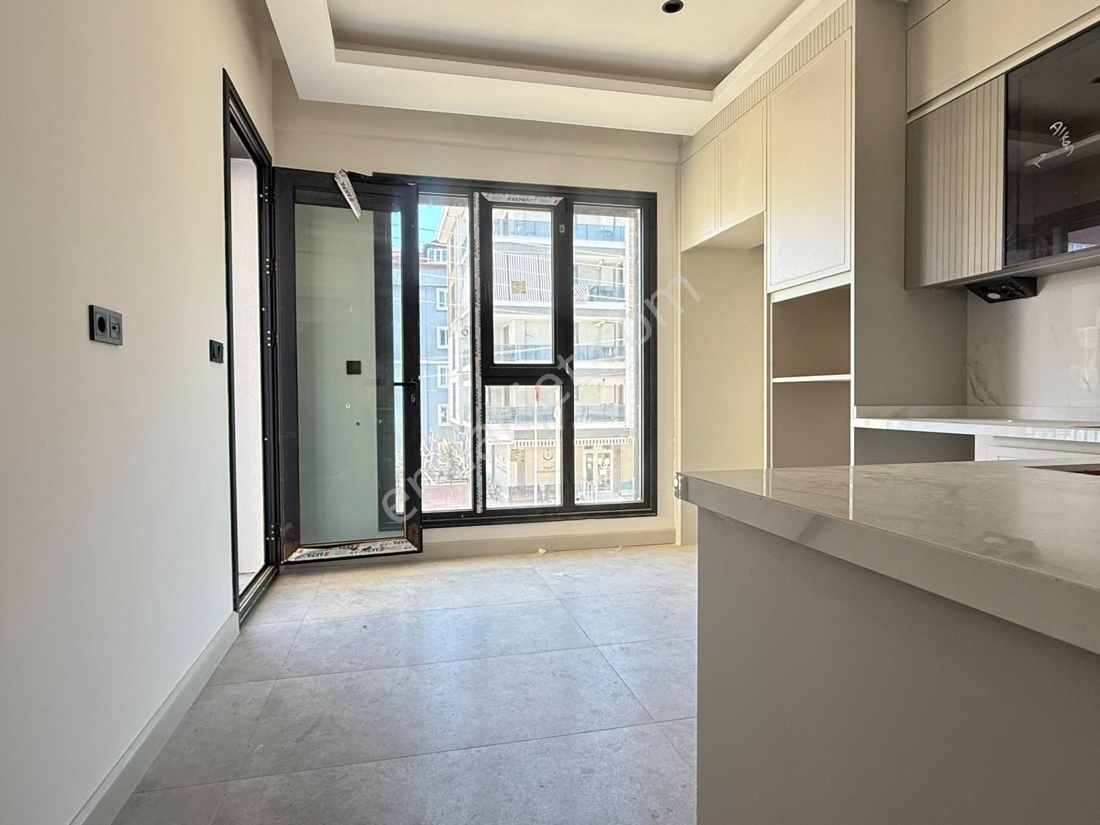 Binyapı'dan Adalette 2+1 Köşe Cepheli Sıfır Lüks Daire - Görsel 2