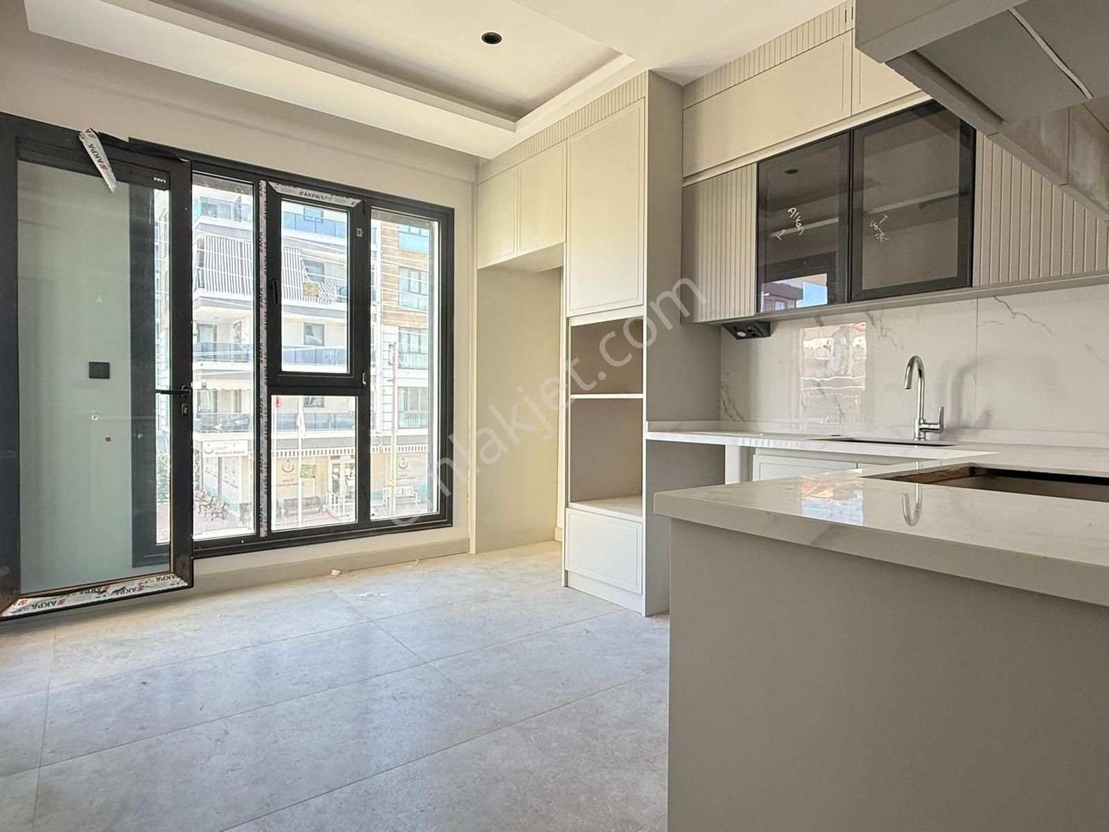 Binyapı'dan Adalette 2+1 Köşe Cepheli Sıfır Lüks Daire - Görsel 8