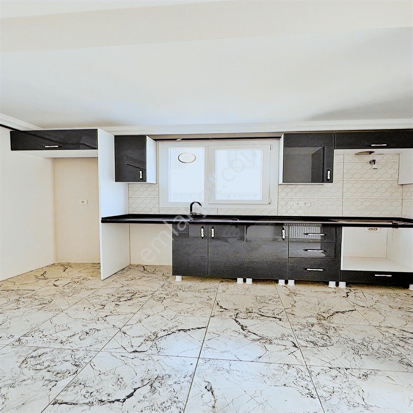 Çekmeköy Yapı Gayrimenkul'den Sultanbeyli 3+1 Ara Kat Daire !! - Görsel 10