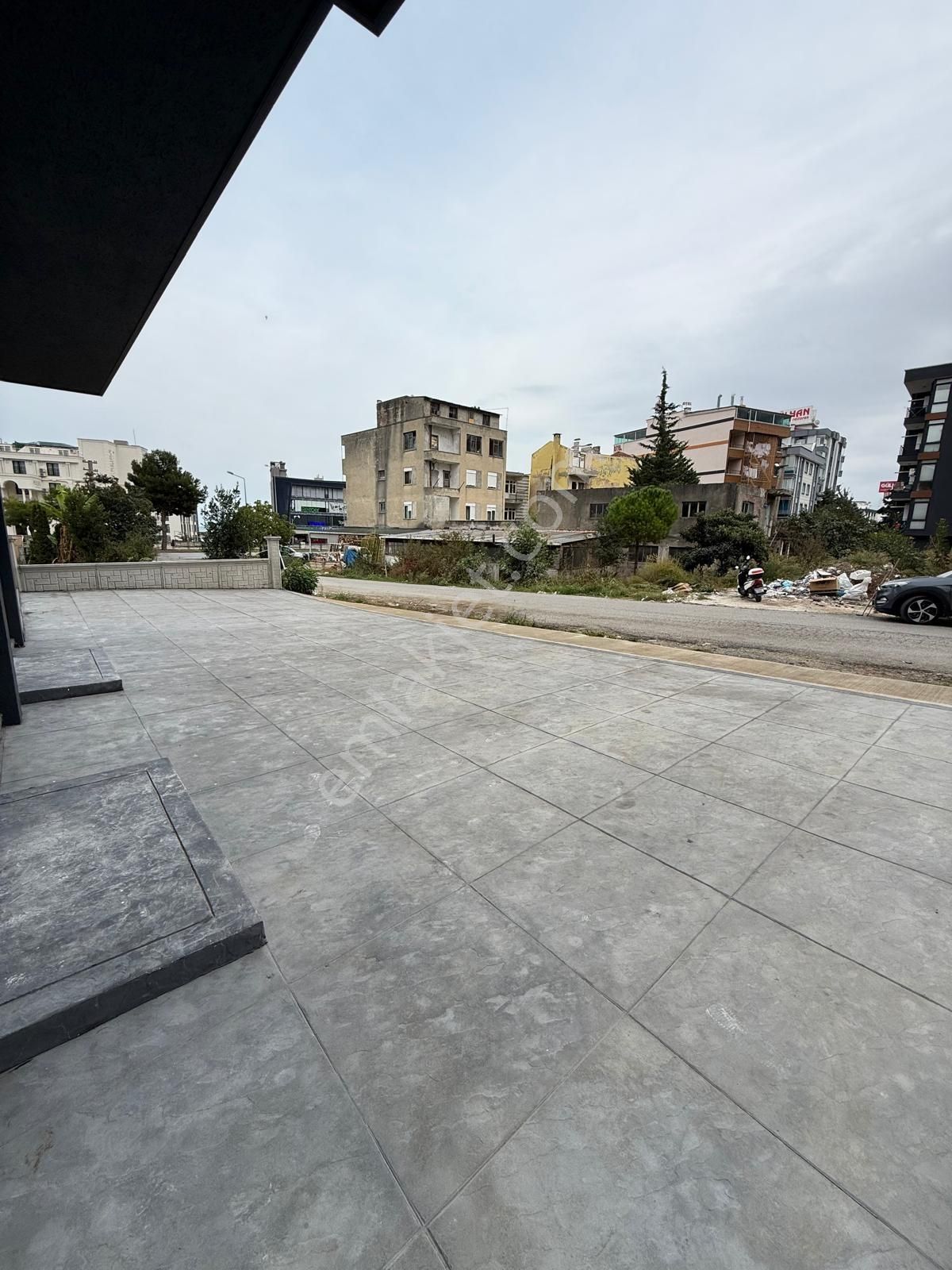 Körfez'de,sinop Yoluna Sadece 20m Mesafede Satılık Süper Ofisler - Görsel 14