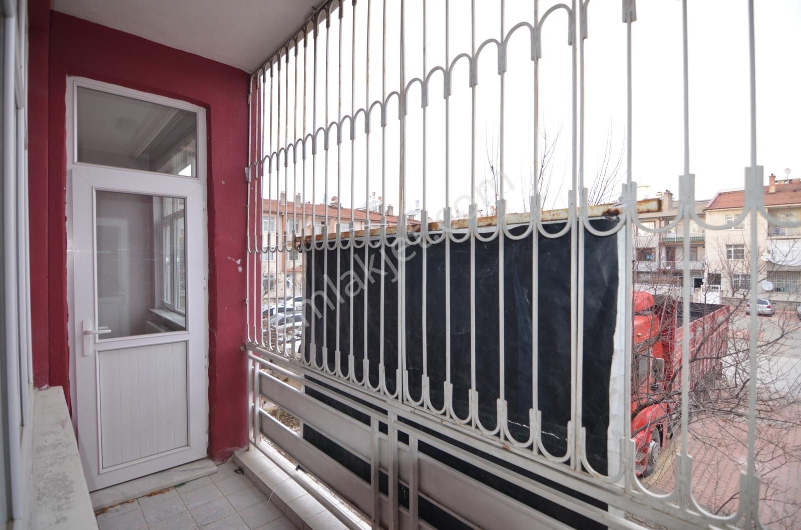 Talha Tozduman'dan Selçuklu Birlik St. De Arakat 3+1 Kiralık - Görsel 2