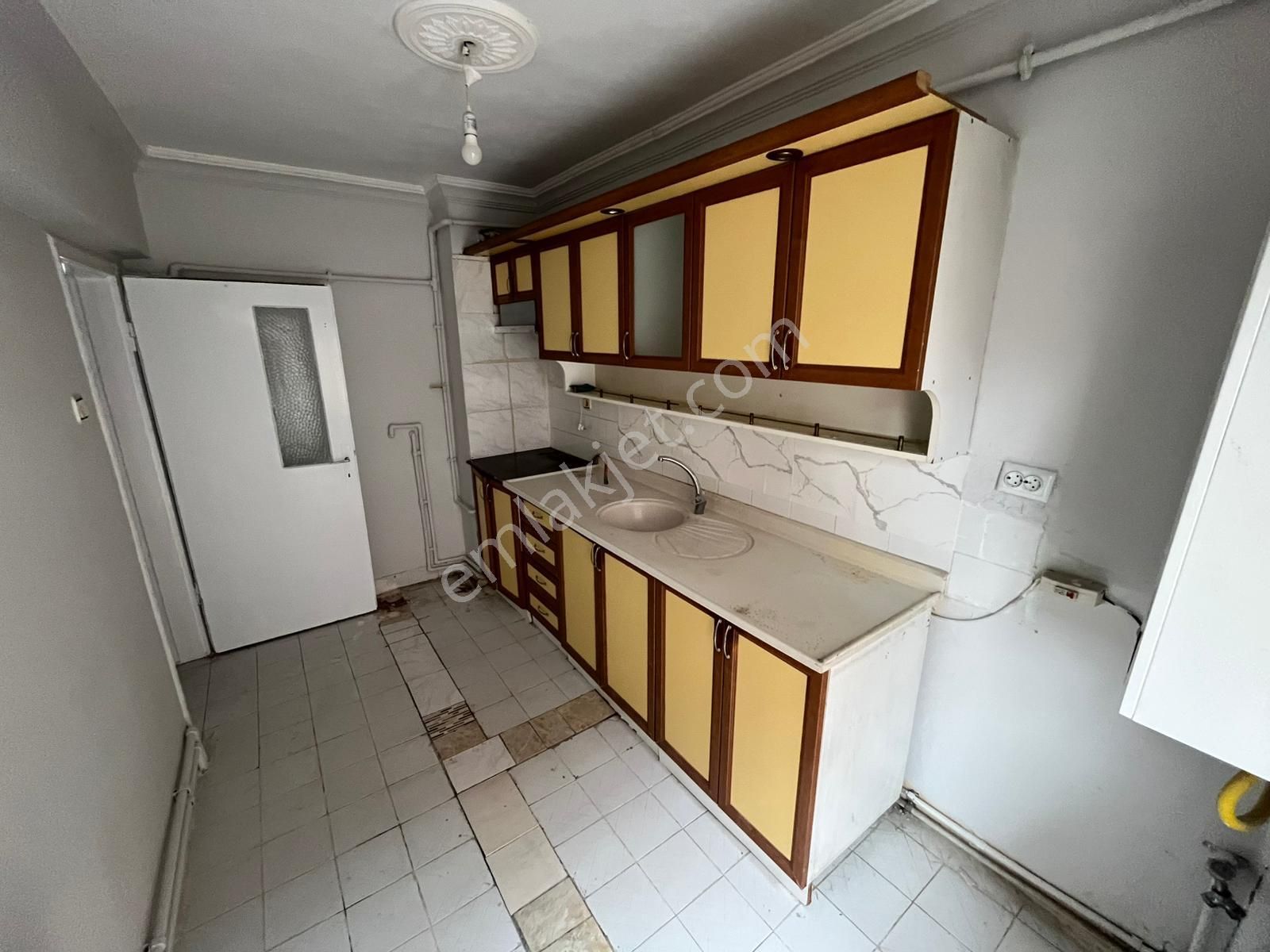 Es-as'tan Sincan İstasyon Mah De 3+1 Merkezi Lokasyonda Ara Katta Yapılı Daire - Görsel 4