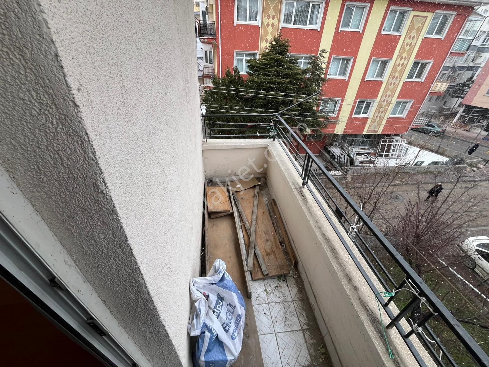 Es-as'tan Sincan İstasyon Mah De 3+1 Merkezi Lokasyonda Ara Katta Yapılı Daire - Görsel 28