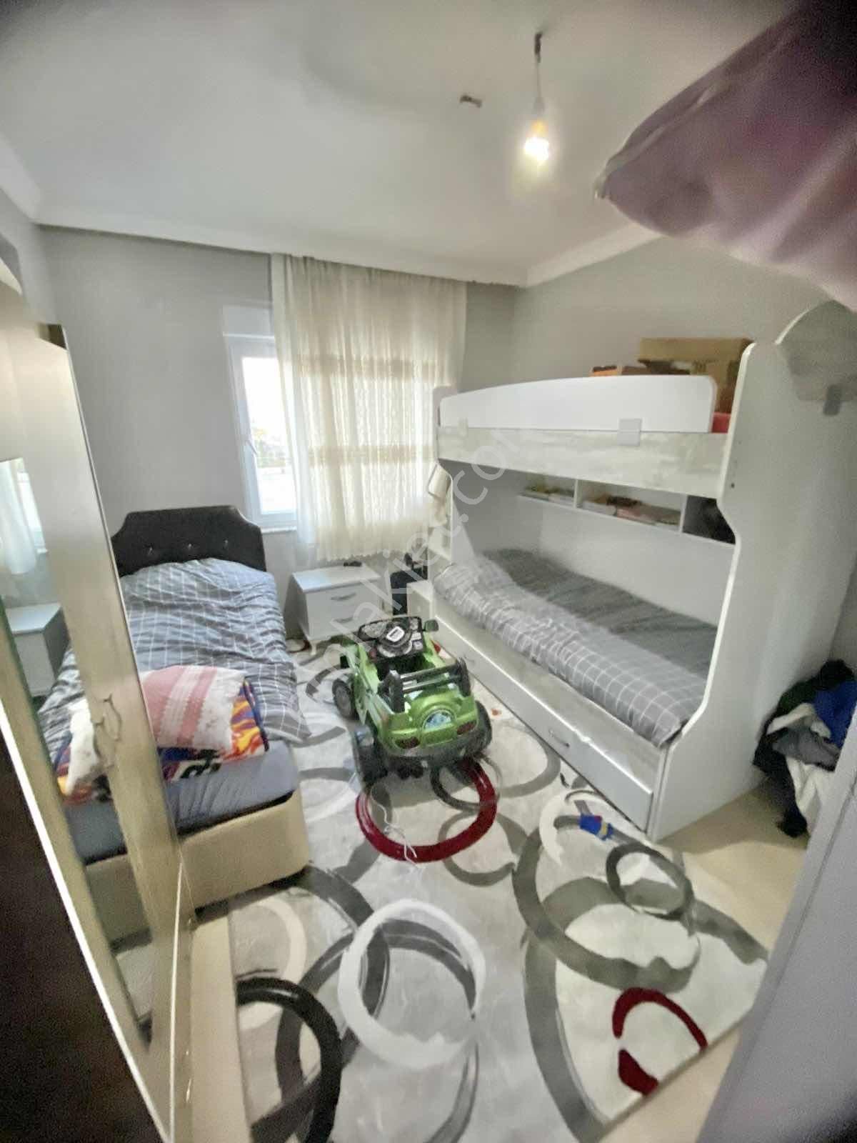 Kızılarıkta 2+1 Ebeveyn Banyolu Ayrı Mutfak Asansörlü Arakat - Görsel 4